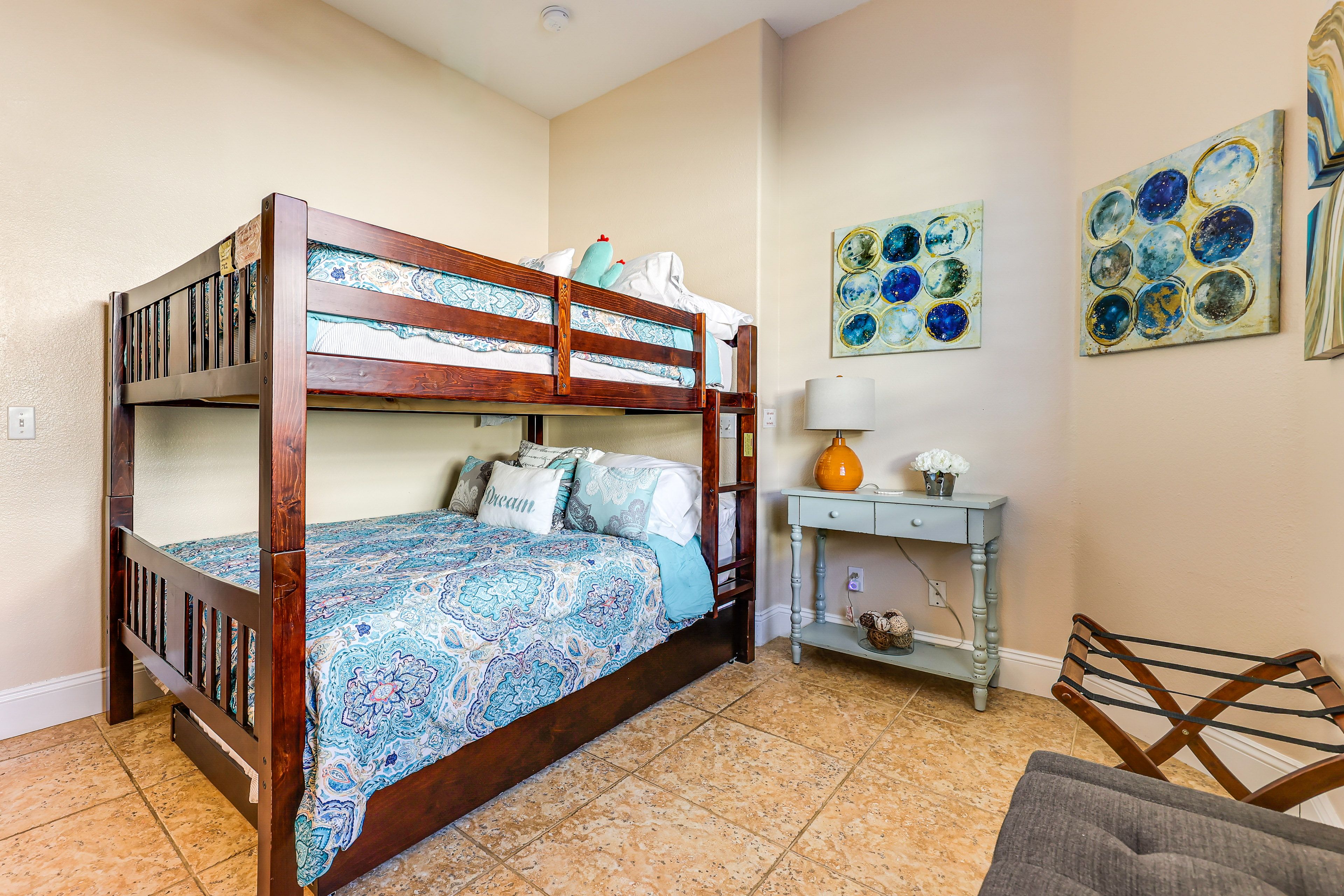 Bedroom 3 | Full Bunk Bed w/ Full Trundle