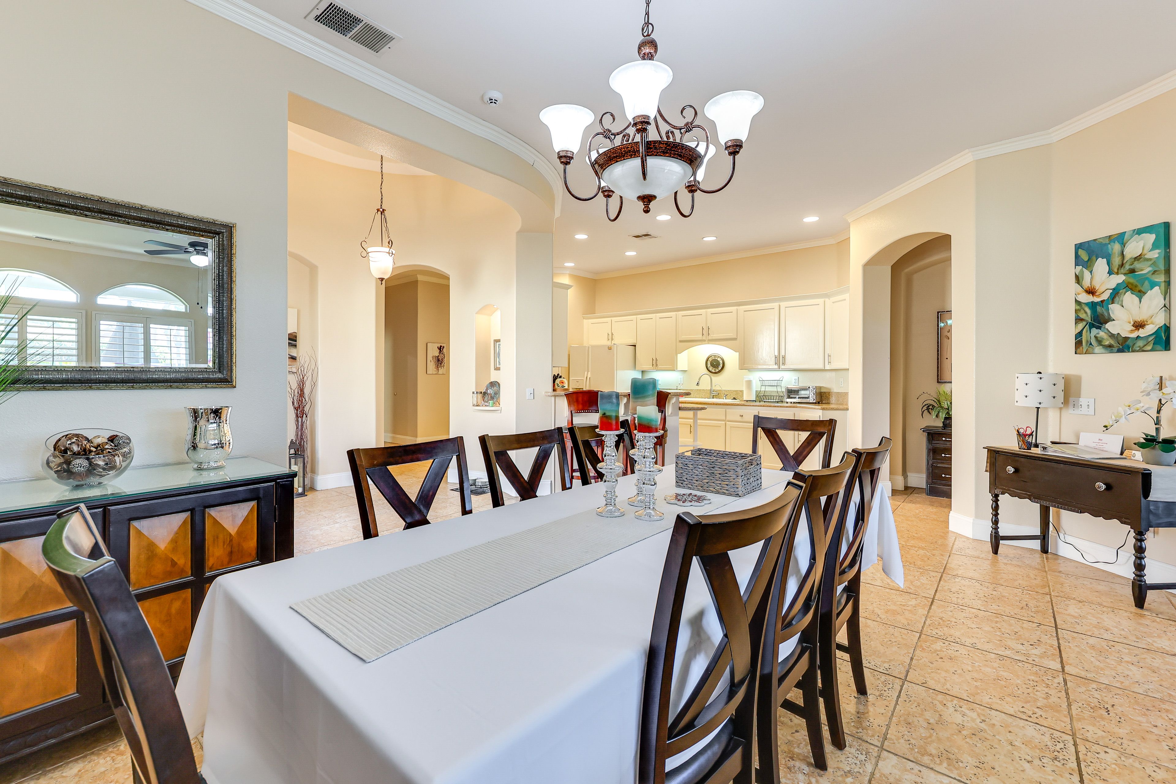 Dining Area | Central A/C