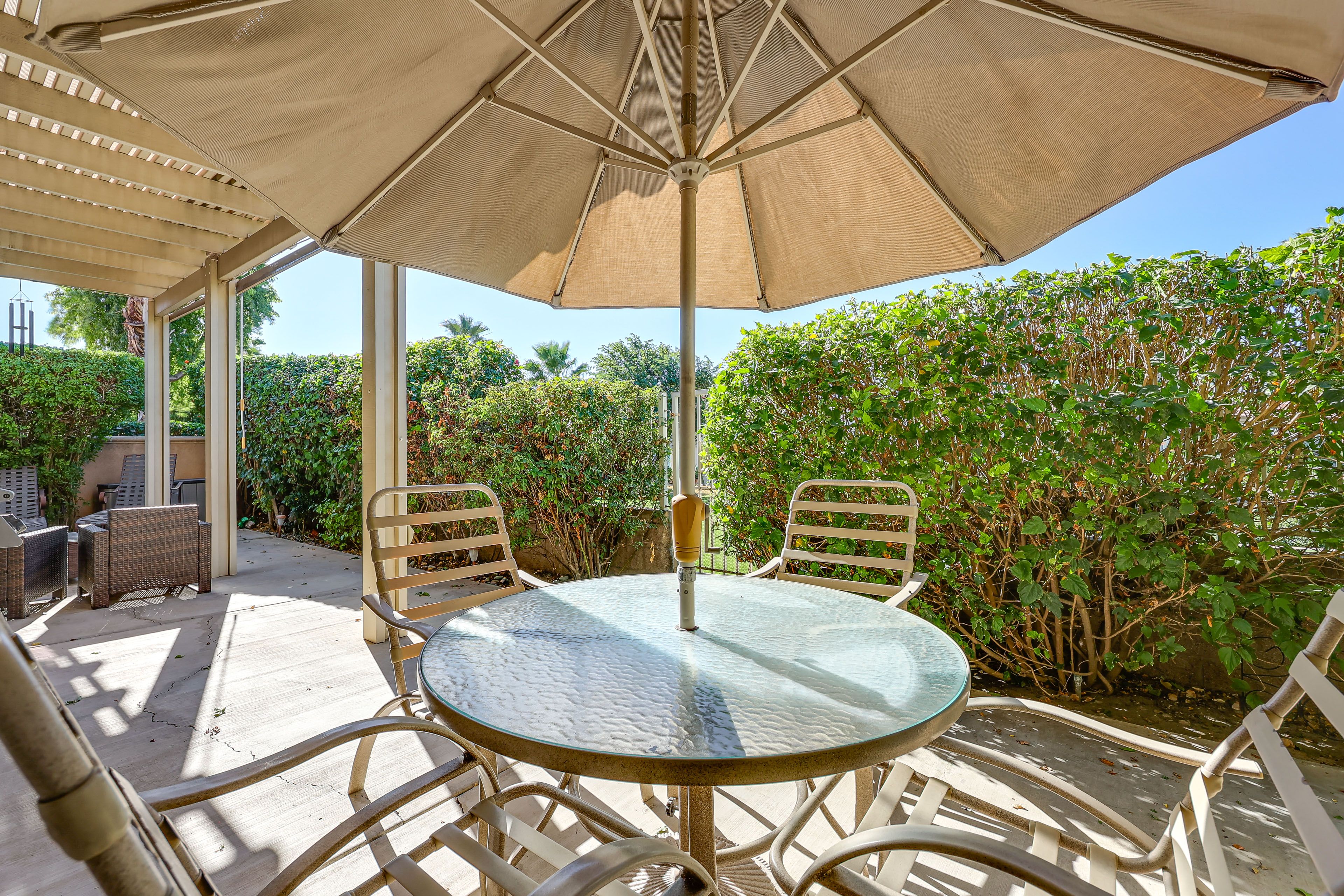 Private Patio | Gas Grill | Outdoor Dining