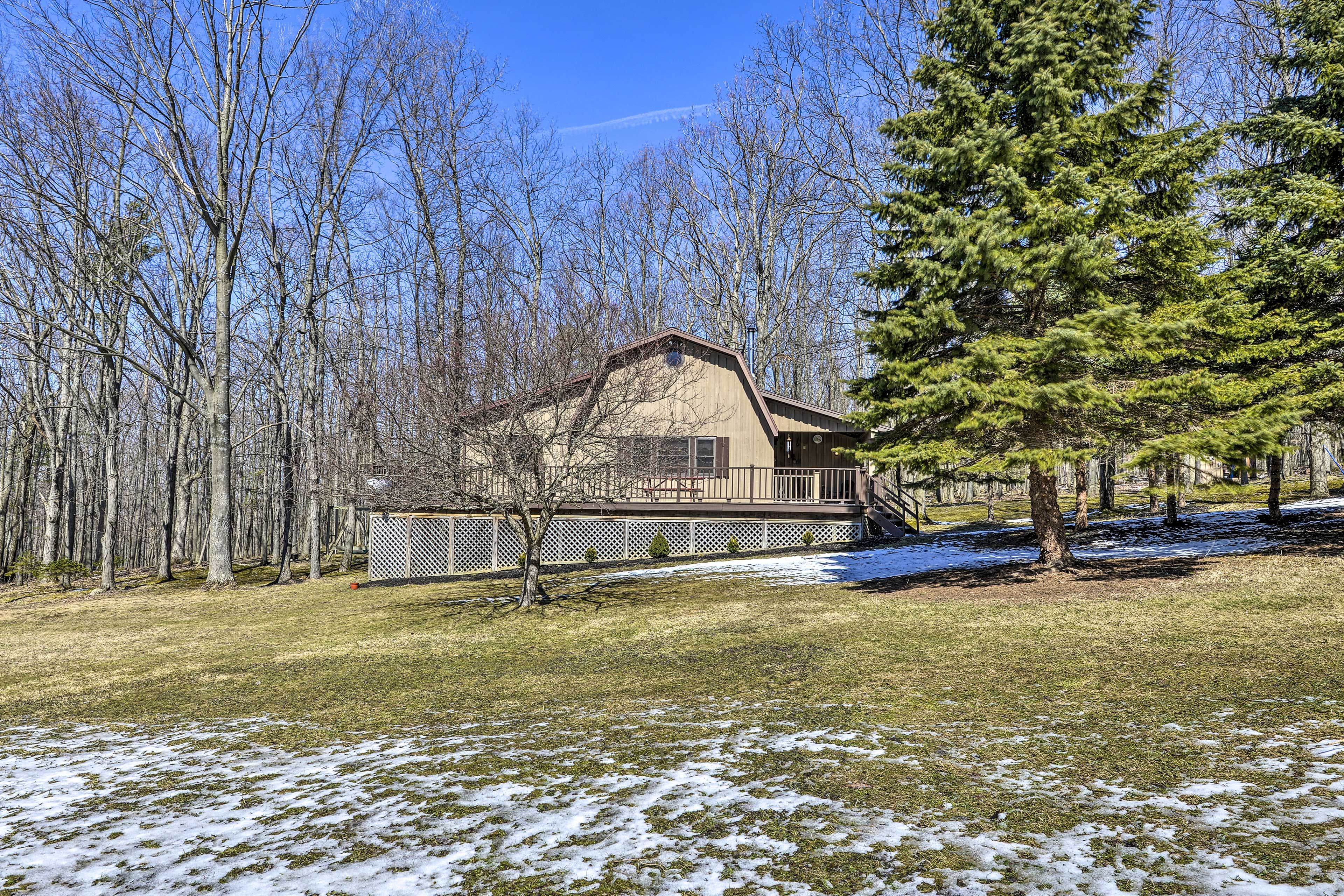 Yard Space | Playground | 20 Acres