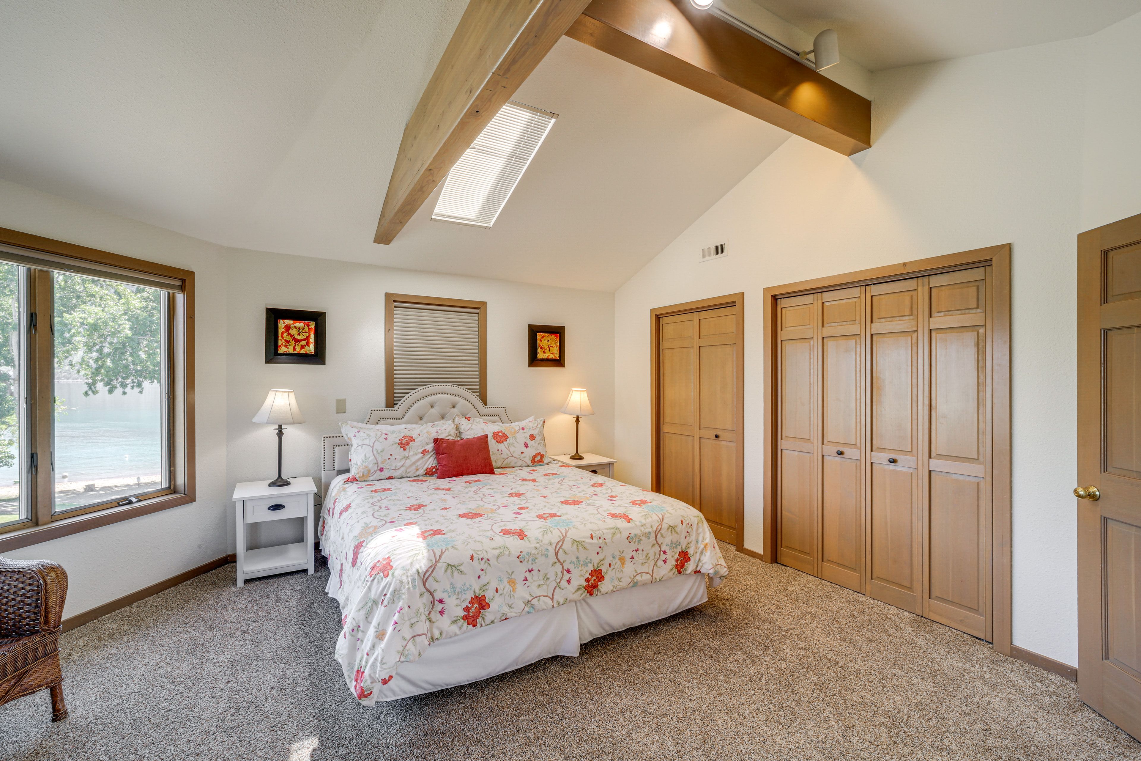 Bedroom 1 | King Bed | Linens Provided