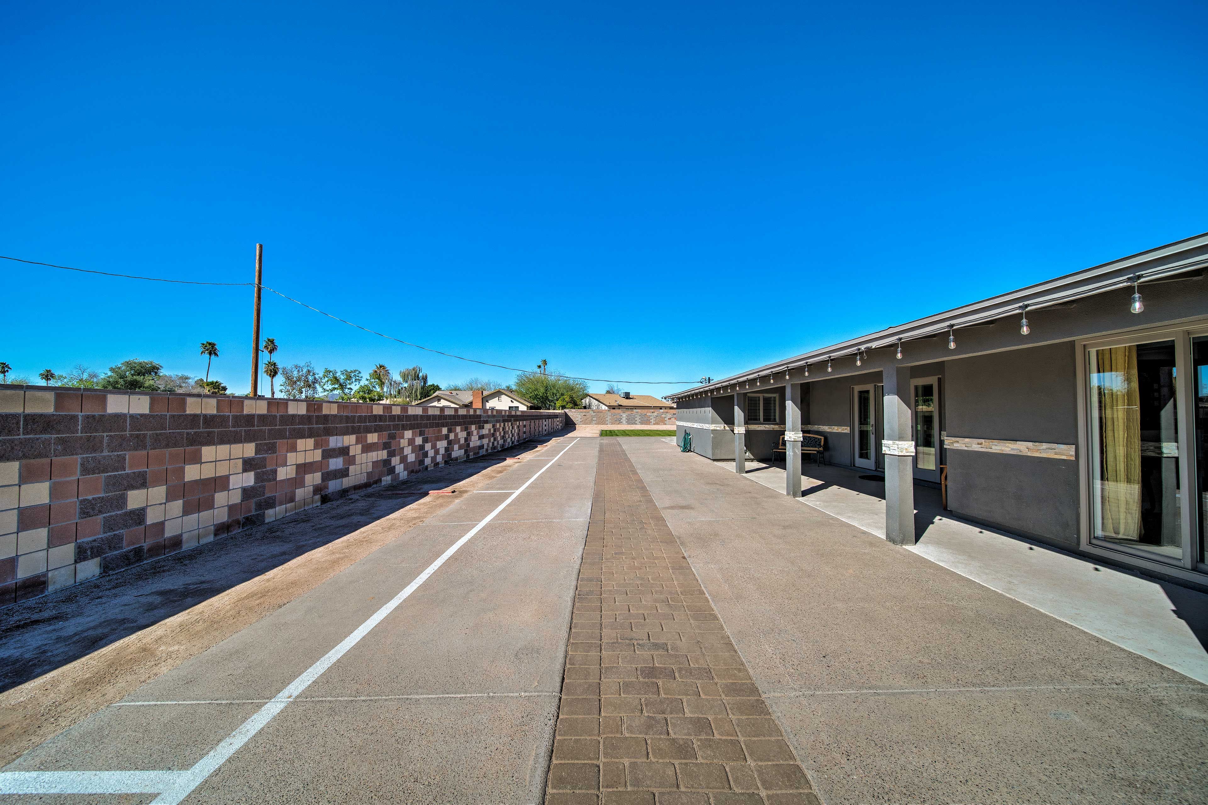 Downtown Tempe and ASU's campus is just 2 miles away!
