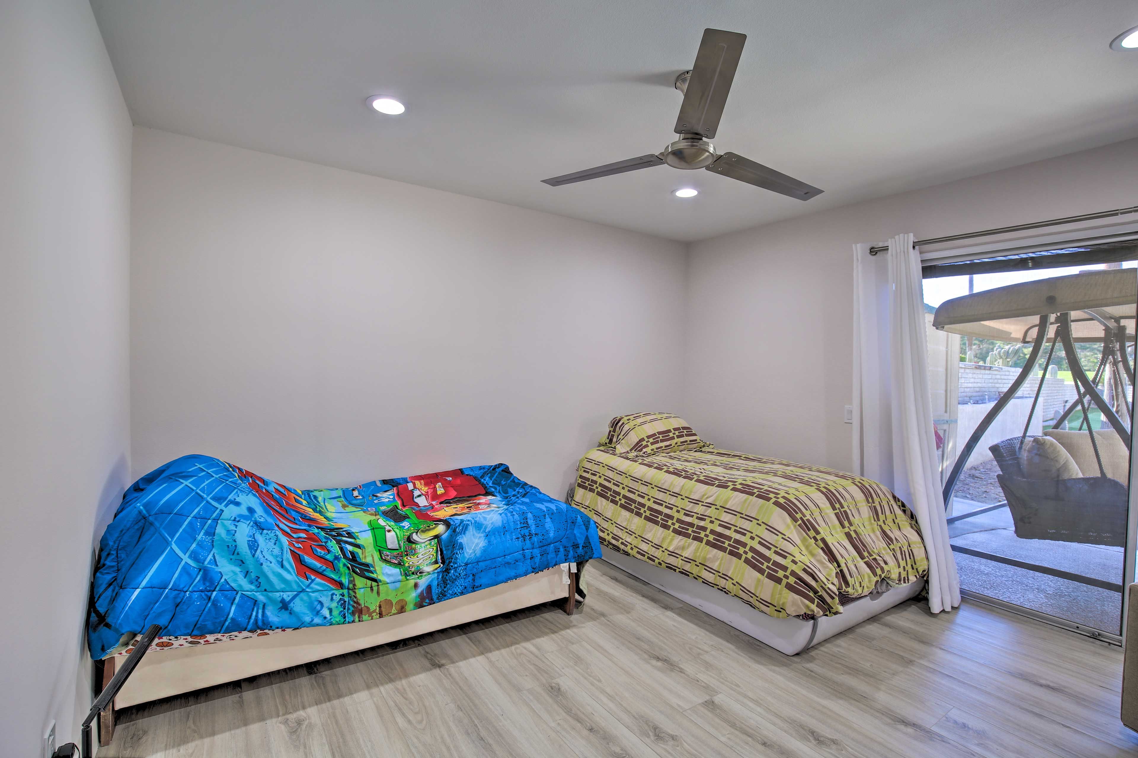 The 3rd bedroom is ideal for solo travelers and kids.