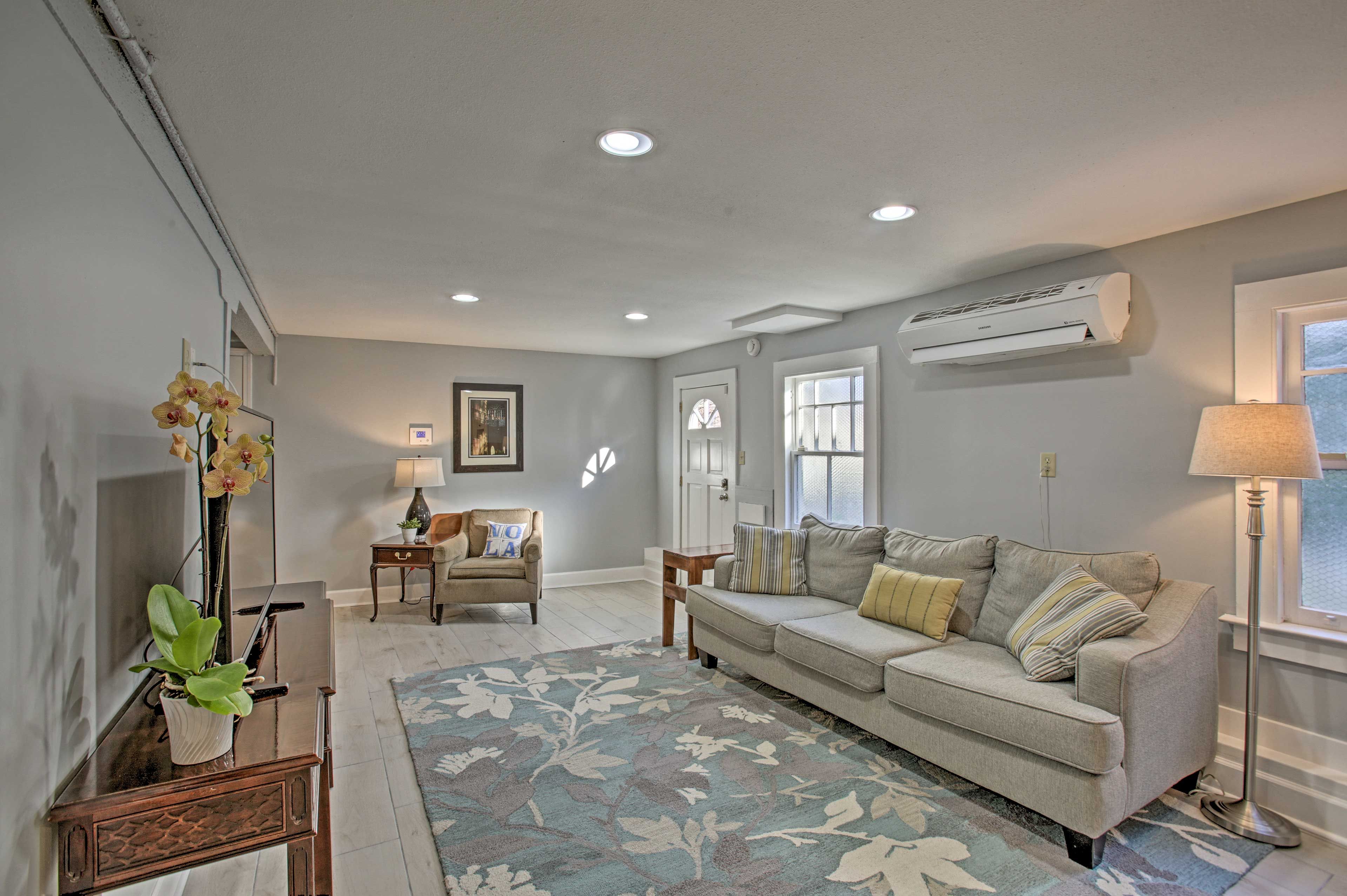 Gather friends for a spontaneous weekend retreat.