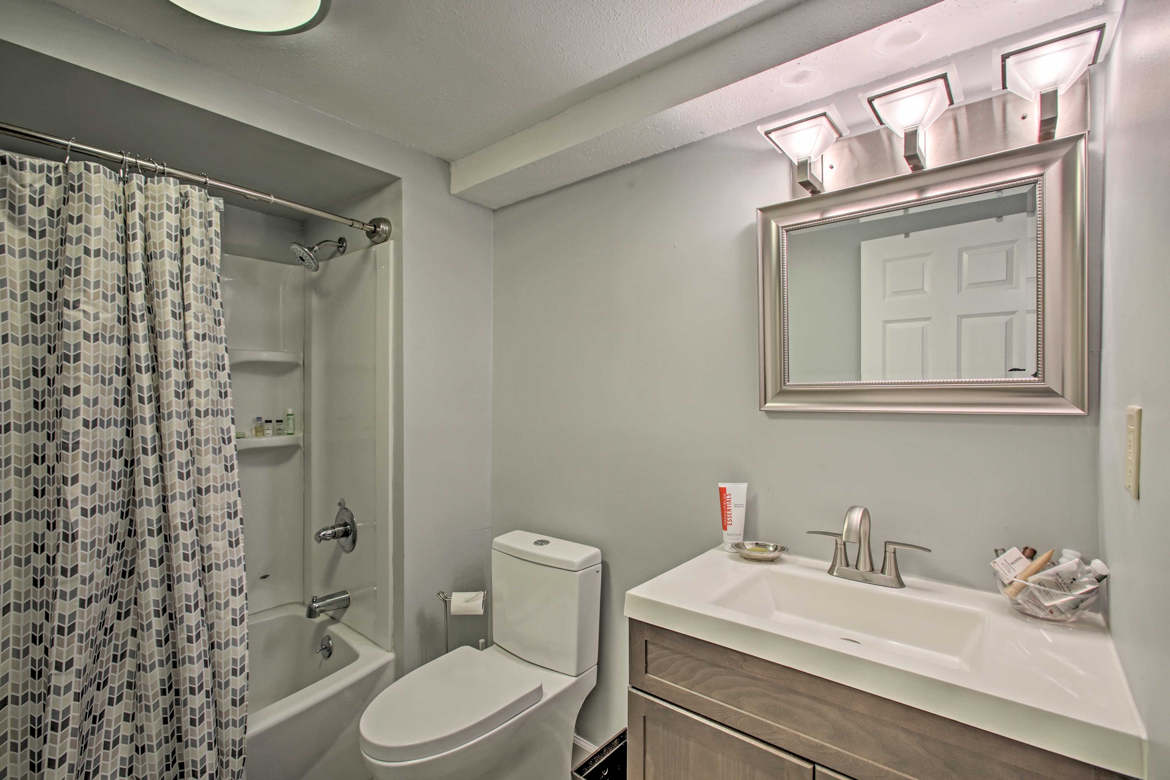 Freshen up before heading out to a riverfront dinner.