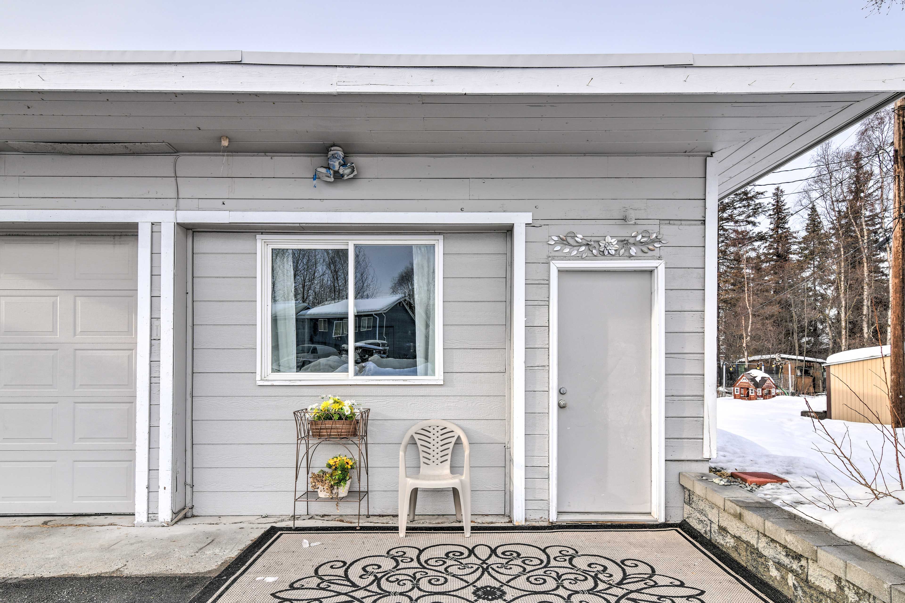 Sit outside & enjoy the fresh Alaskan air!