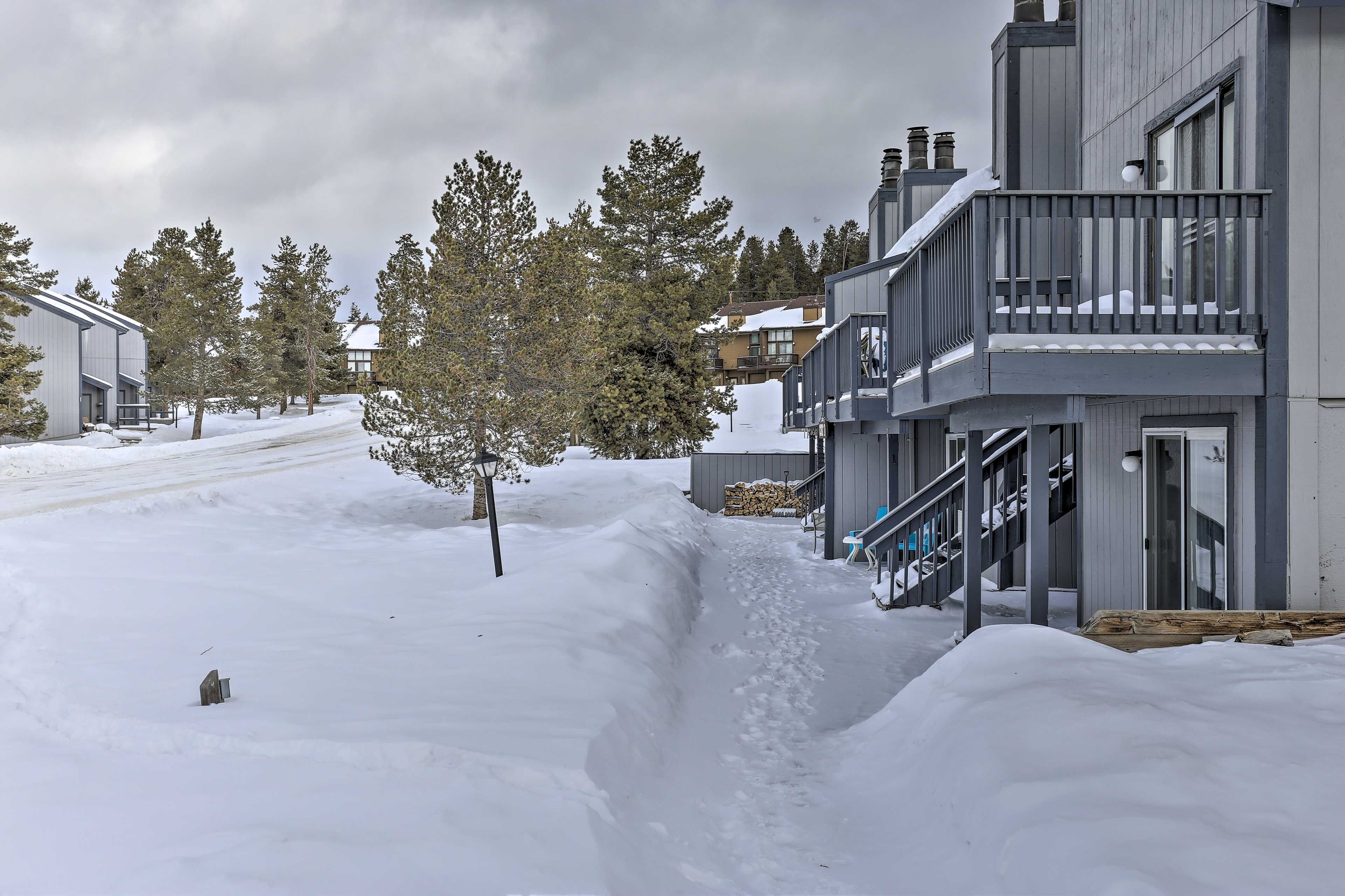 Hang out on the outdoor deck with the grill.
