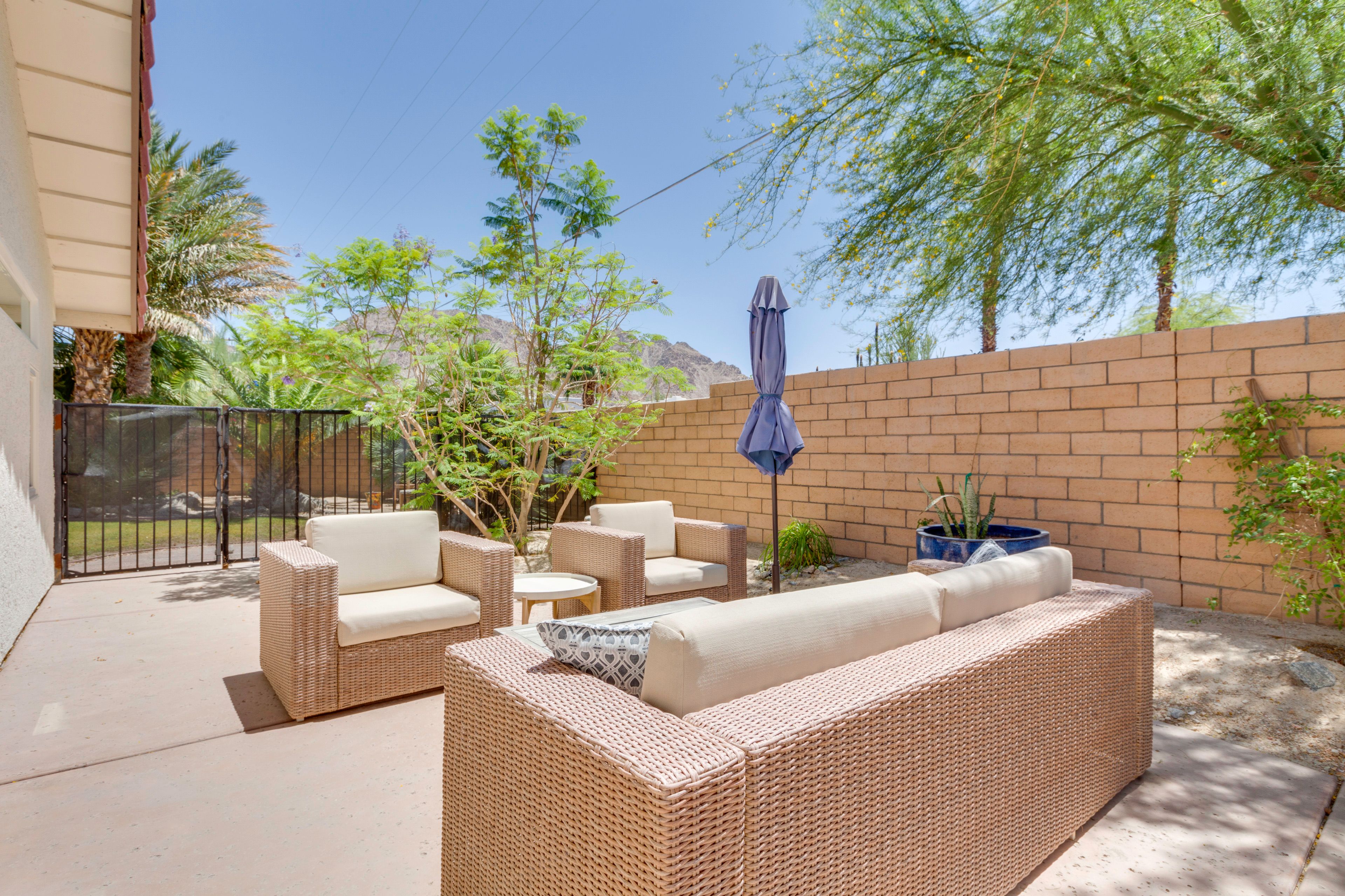 Furnished Patio