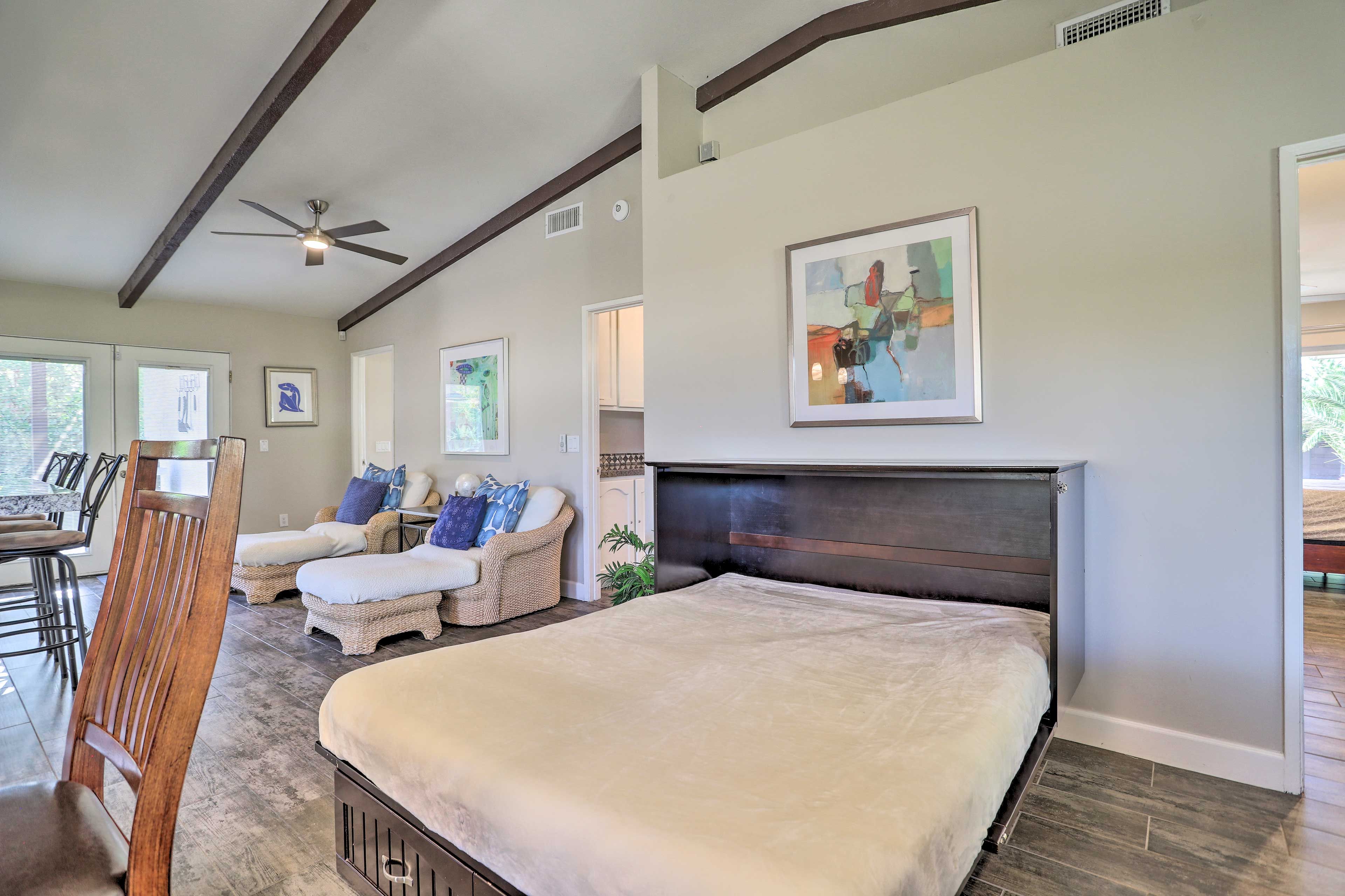 Living Room | Queen Murphy Bed