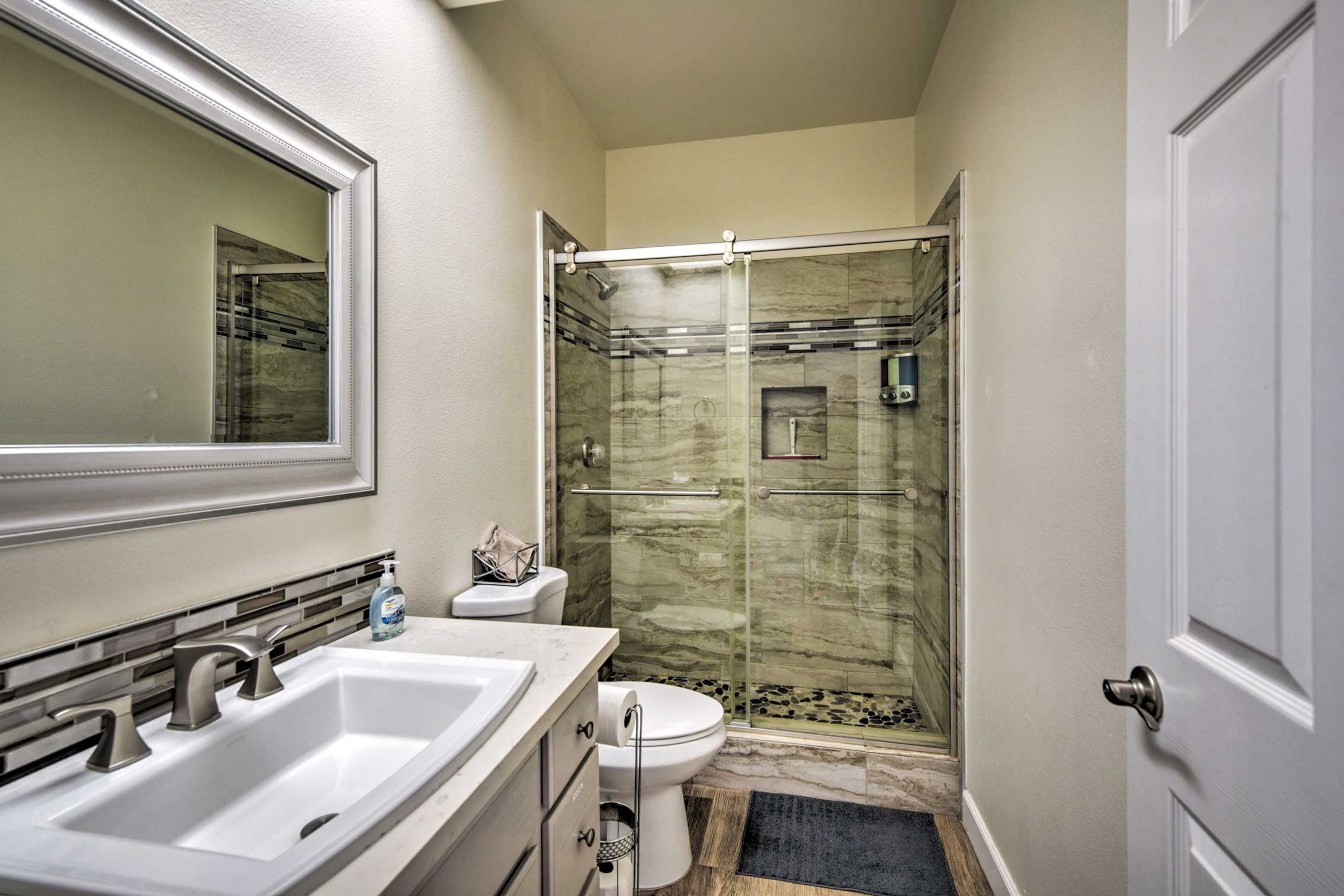 Full Bathroom