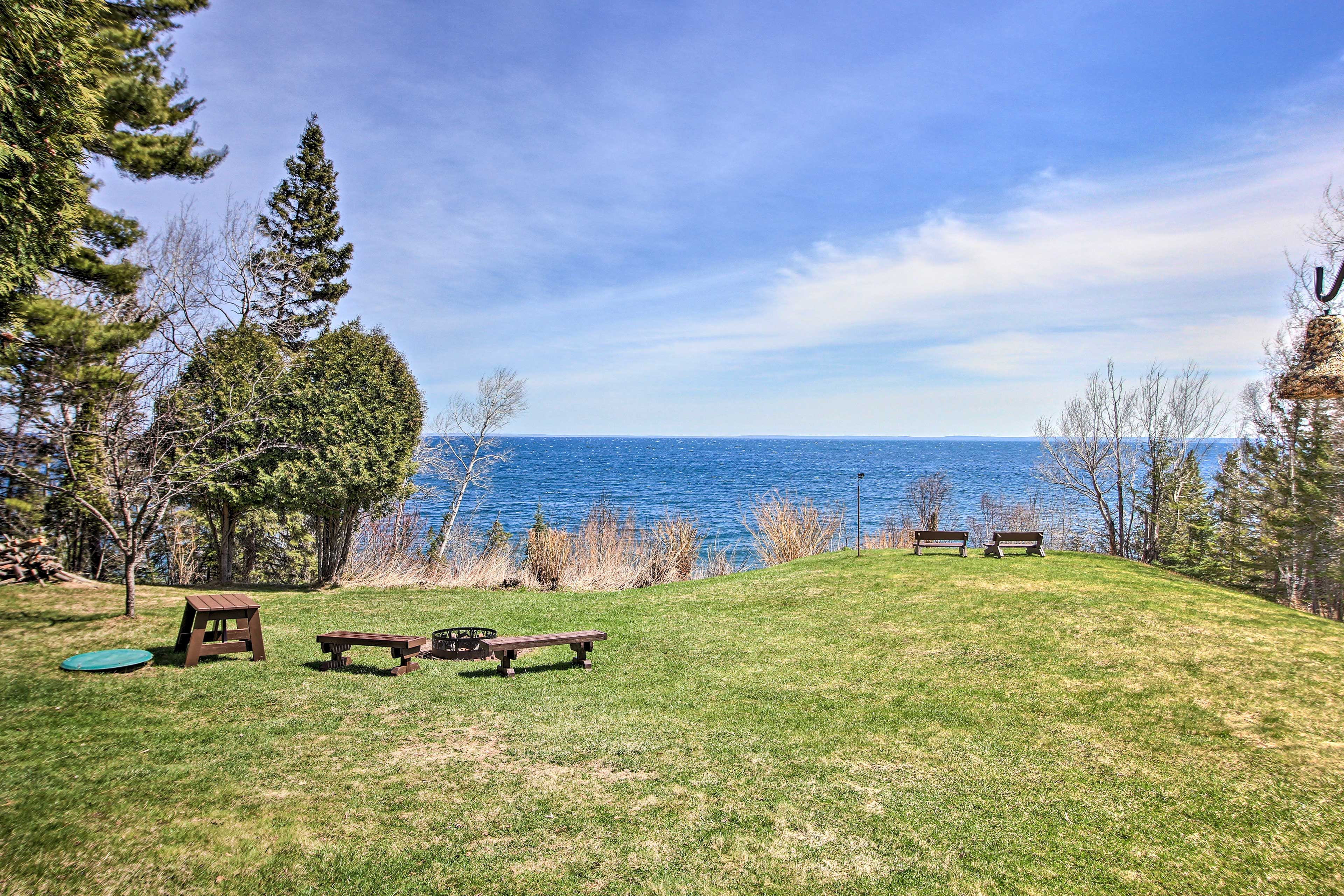Backyard | Fire Pit | Lake Superior Access | Gas Grill