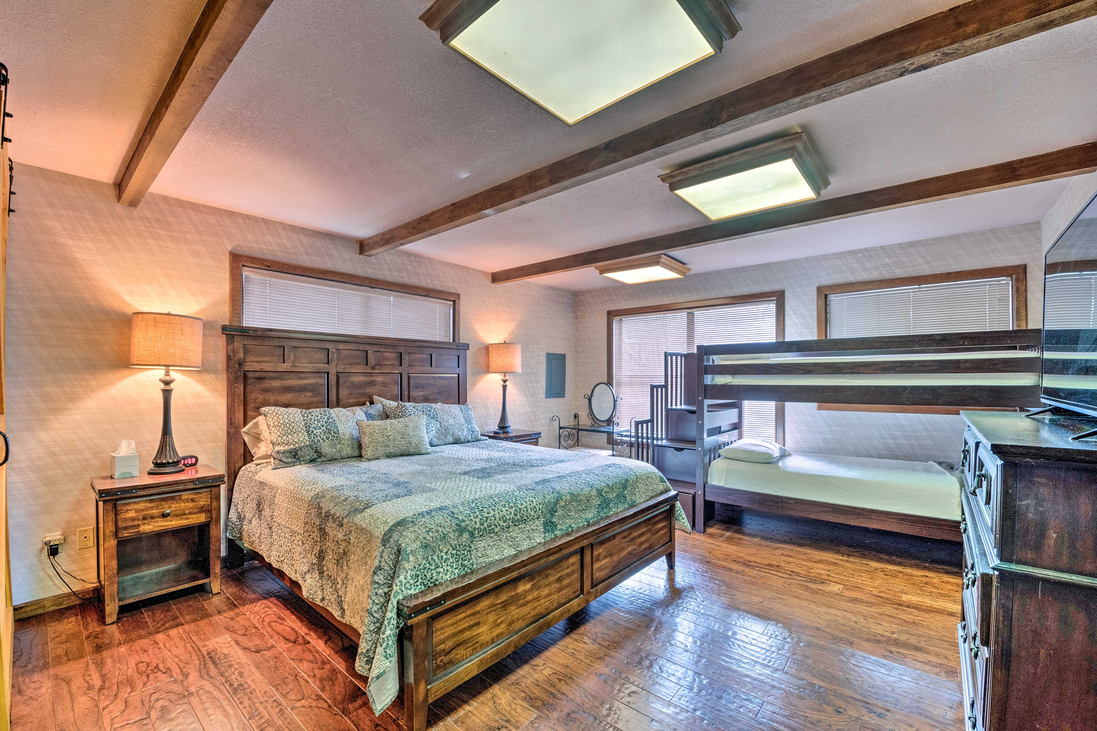 Bedroom 4 | King Bed | Twin Bunk Bed | Washer & Dryer
