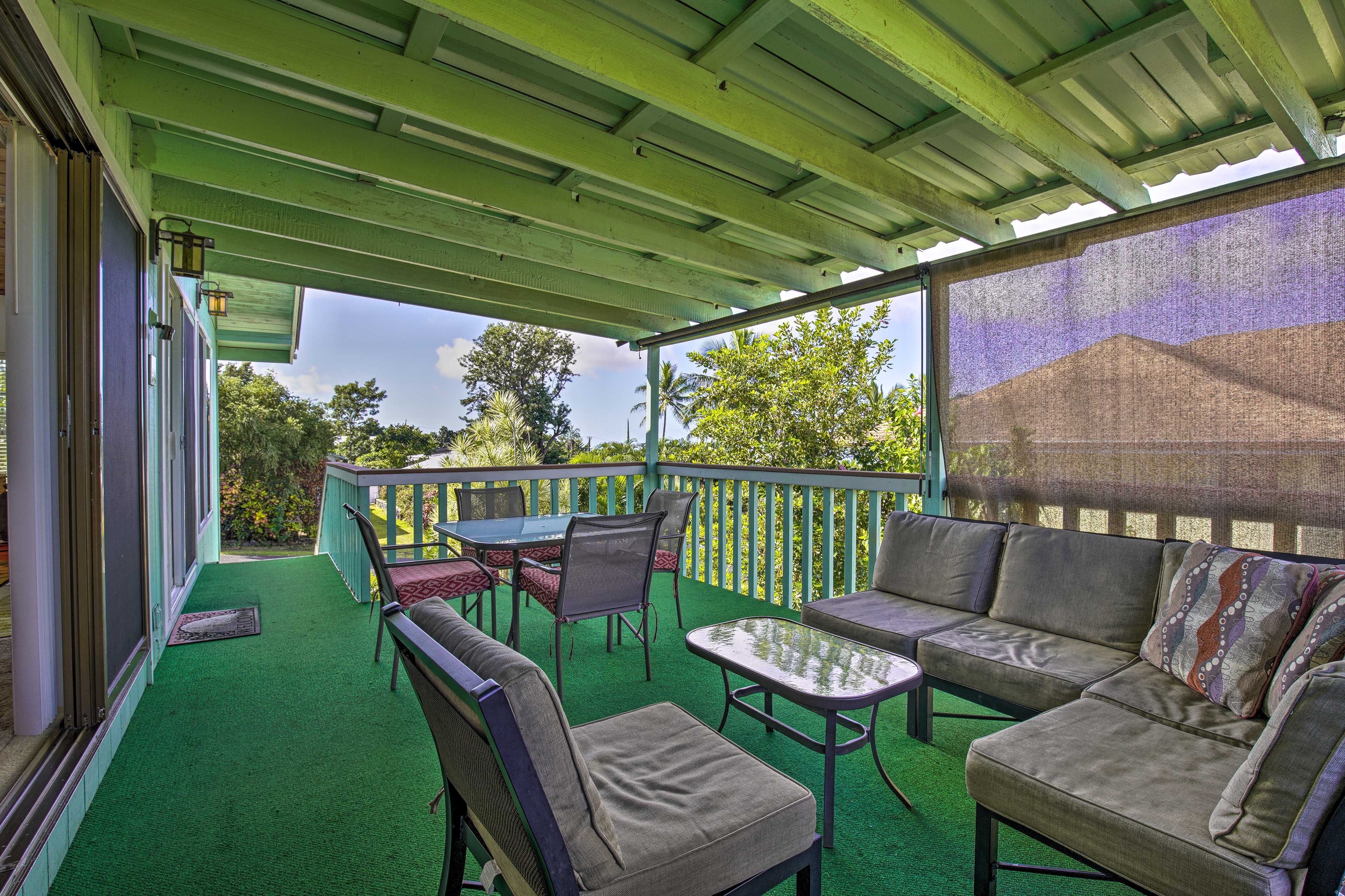 Spread out on the covered patio and dine al fresco.