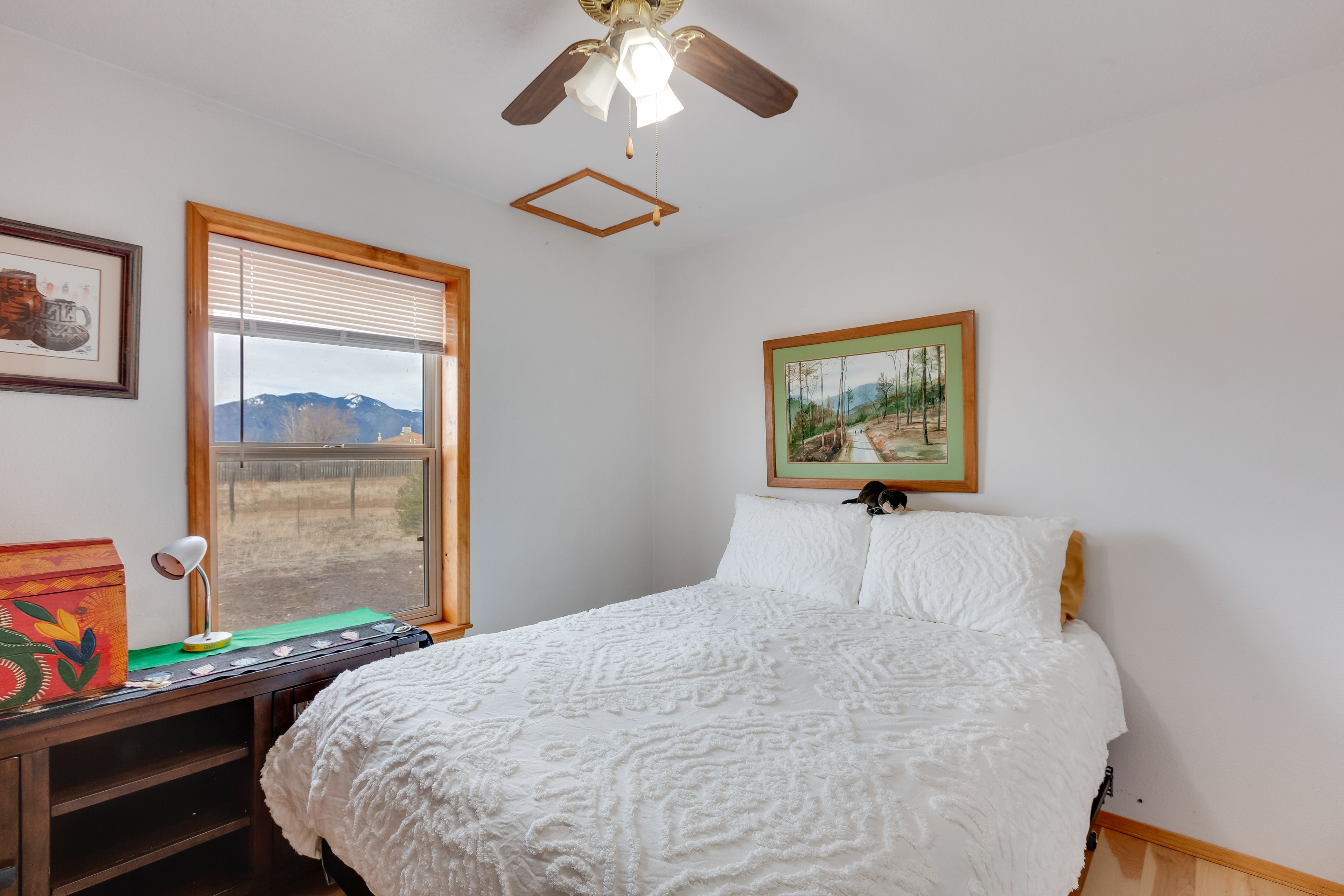 Bedroom 2 | Queen Bed | Linens Provided