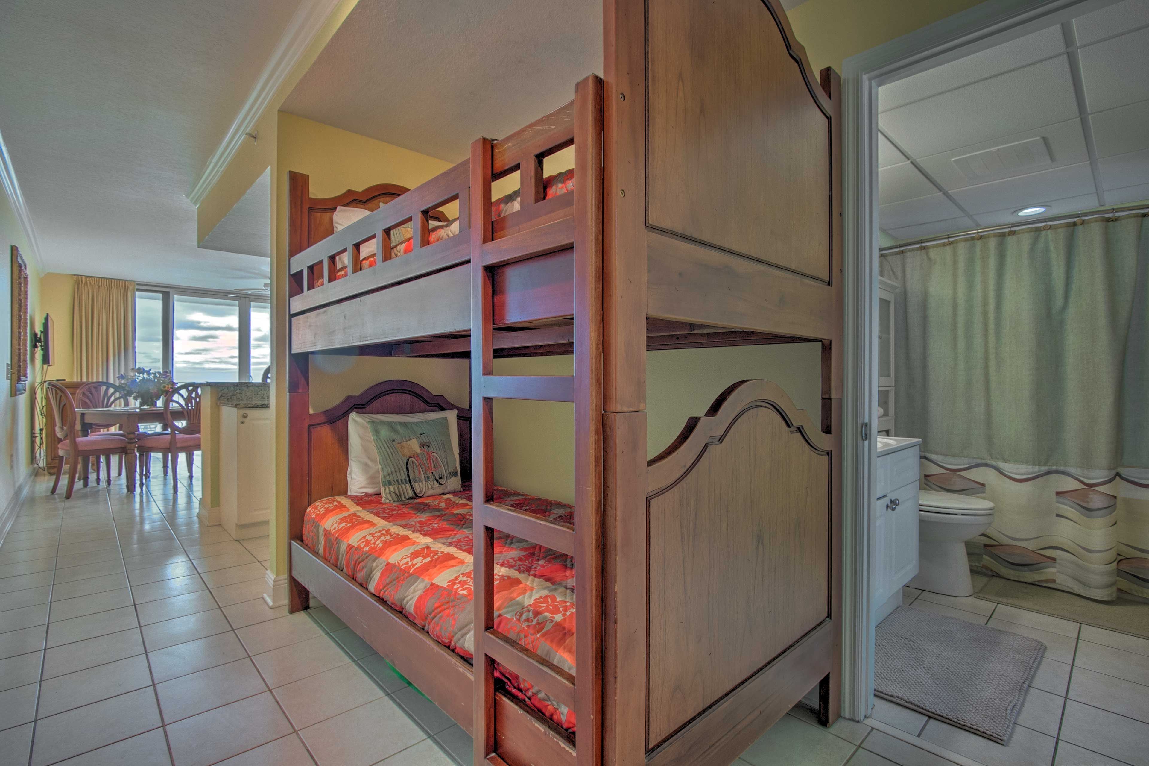 Hallway | Twin Bunk Bed