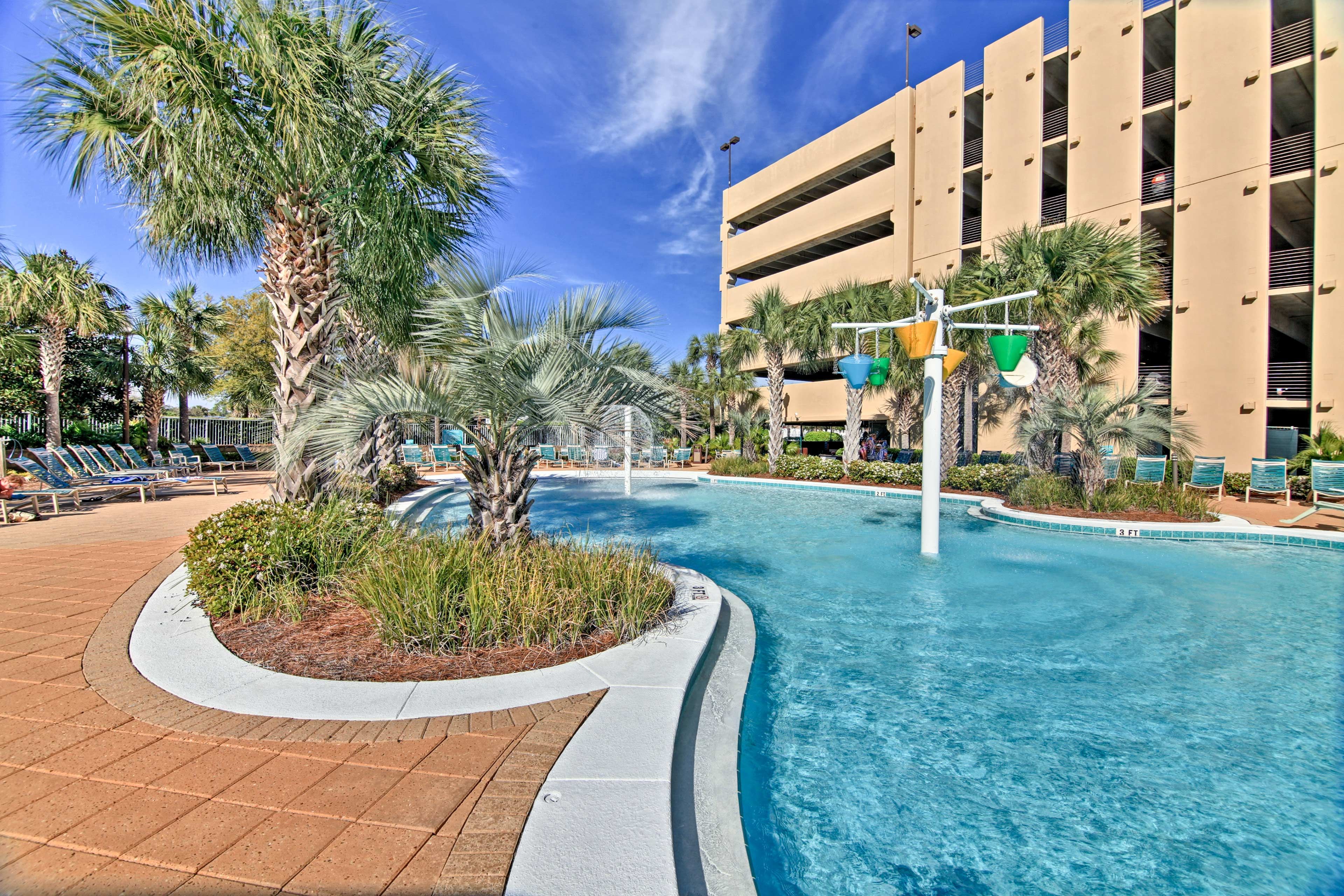 Community Amenities | Outdoor Pool | Hot Tub