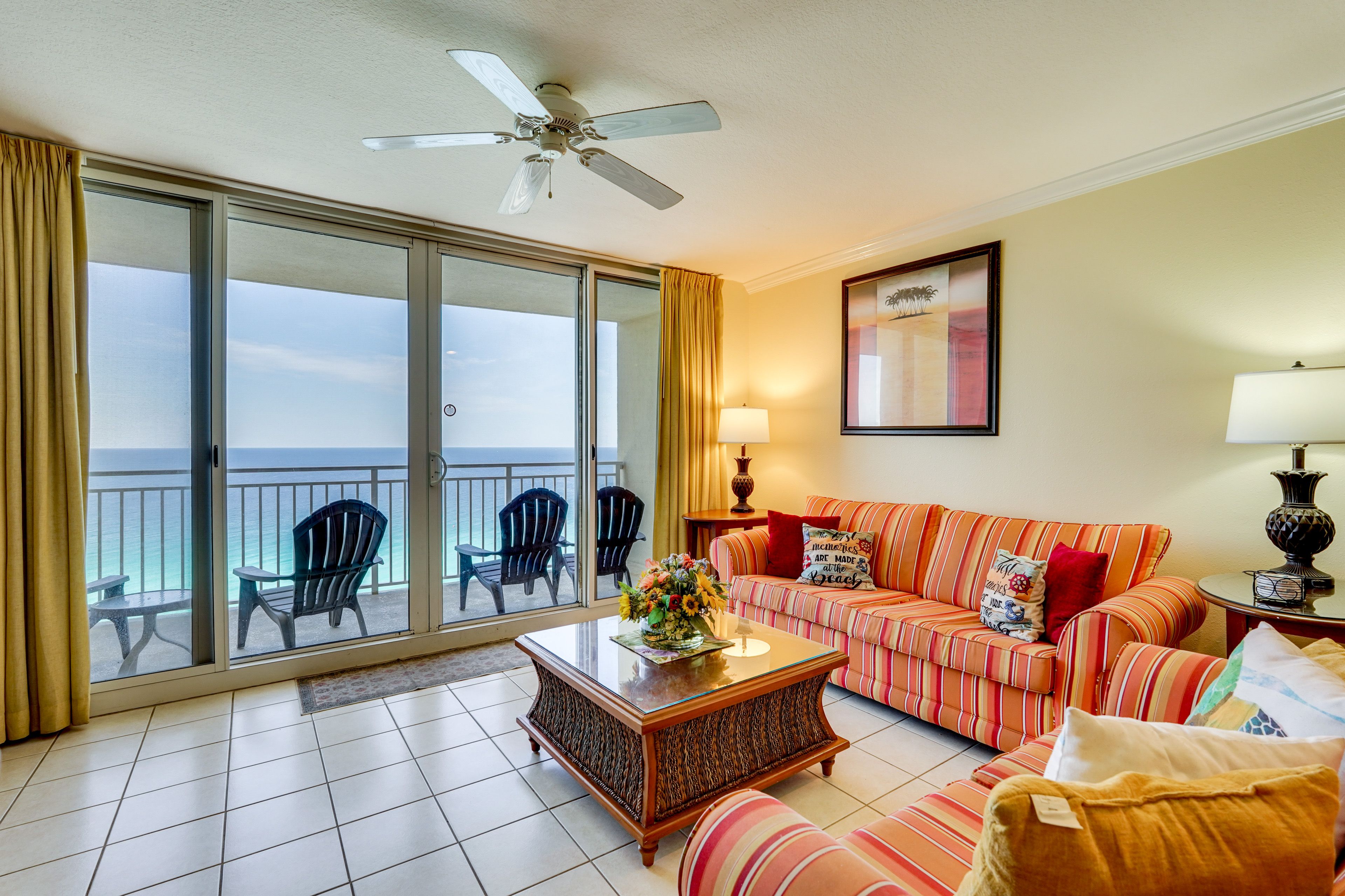 Living Room | Smart TV | Sleeper Sofa