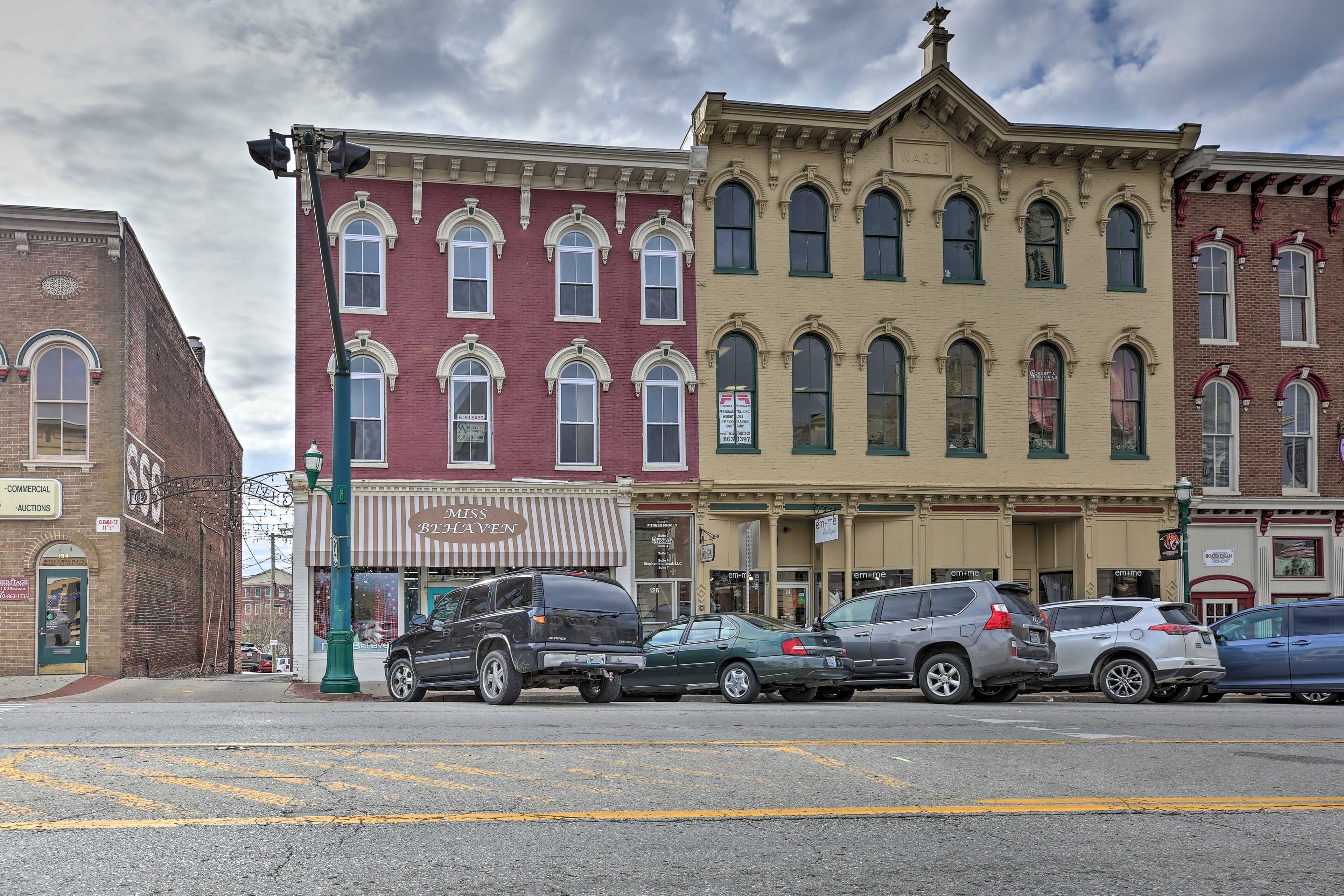 Exterior | Street Parking