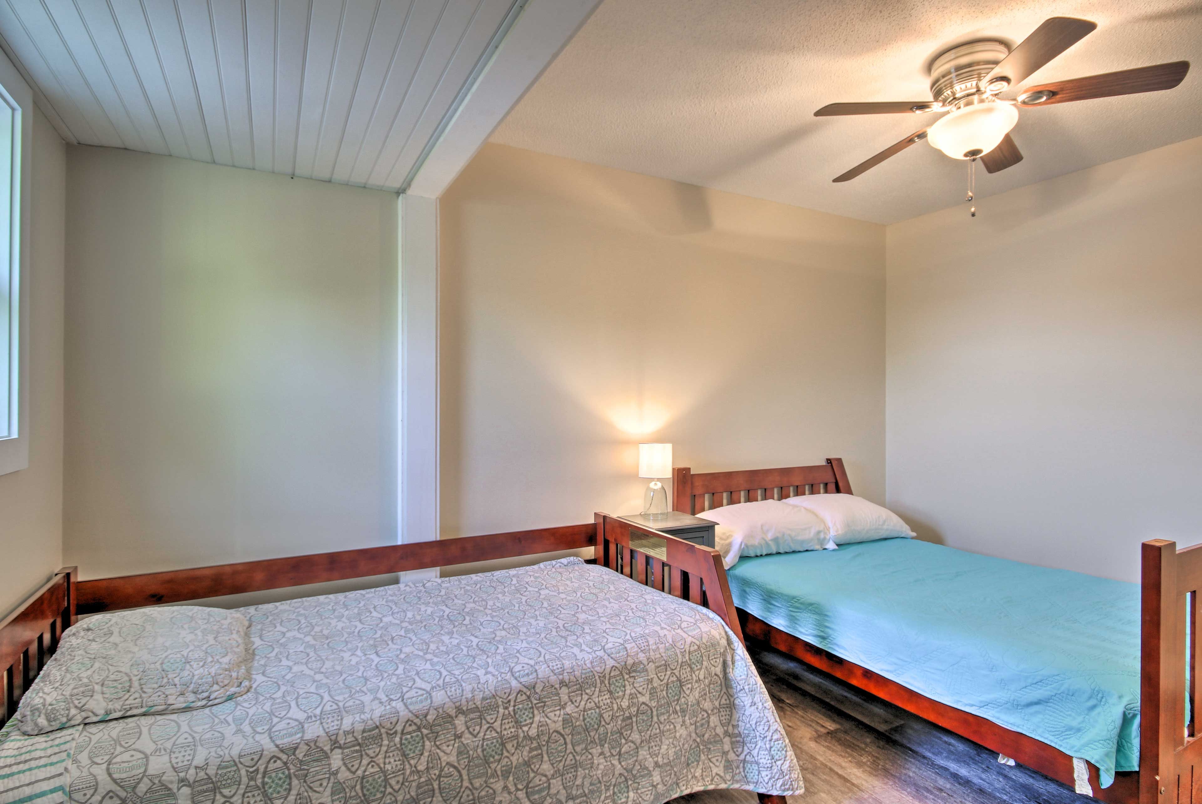 Bedroom 3 | Twin Bed | Full Bed