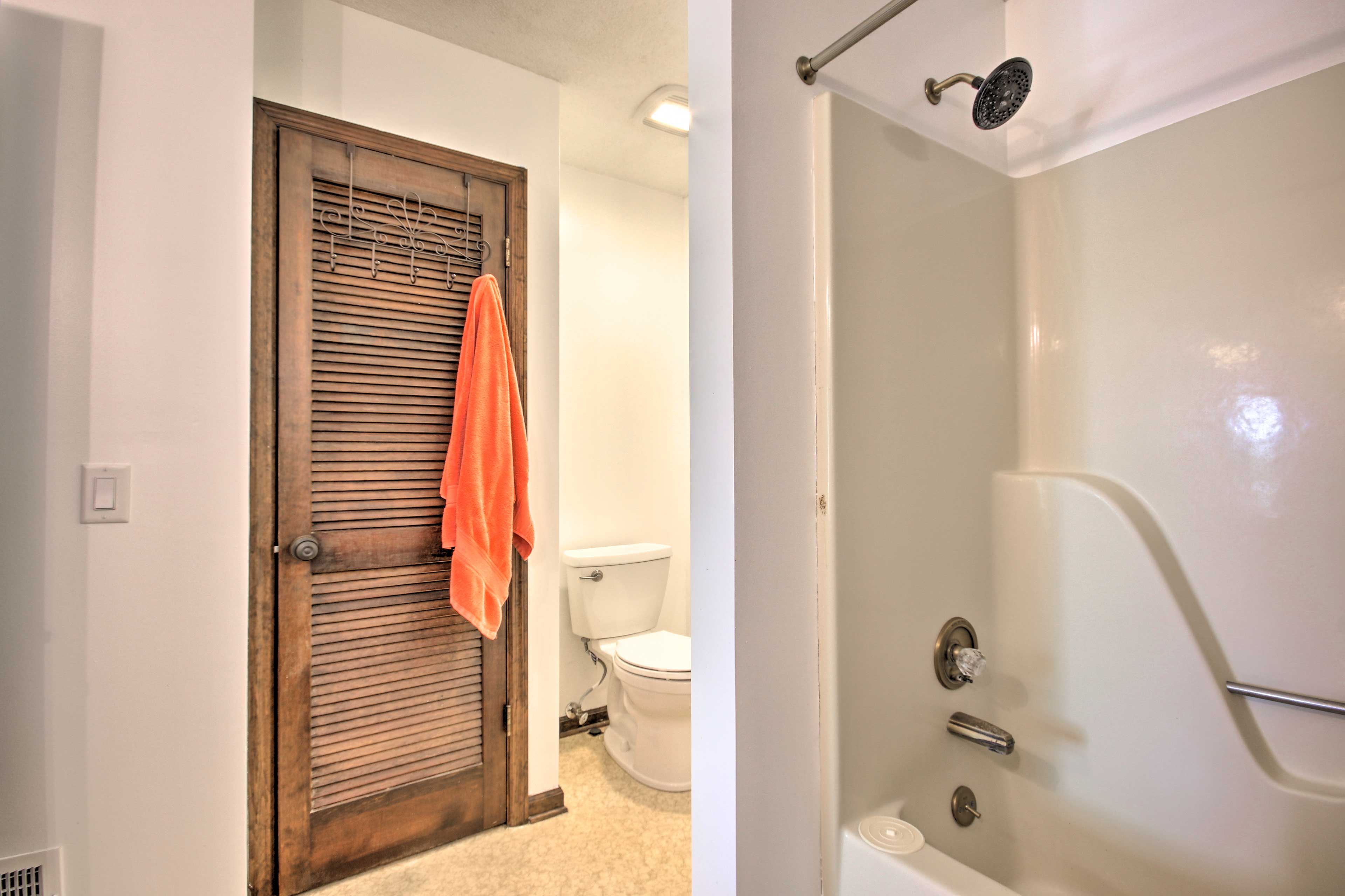 Full Bathroom