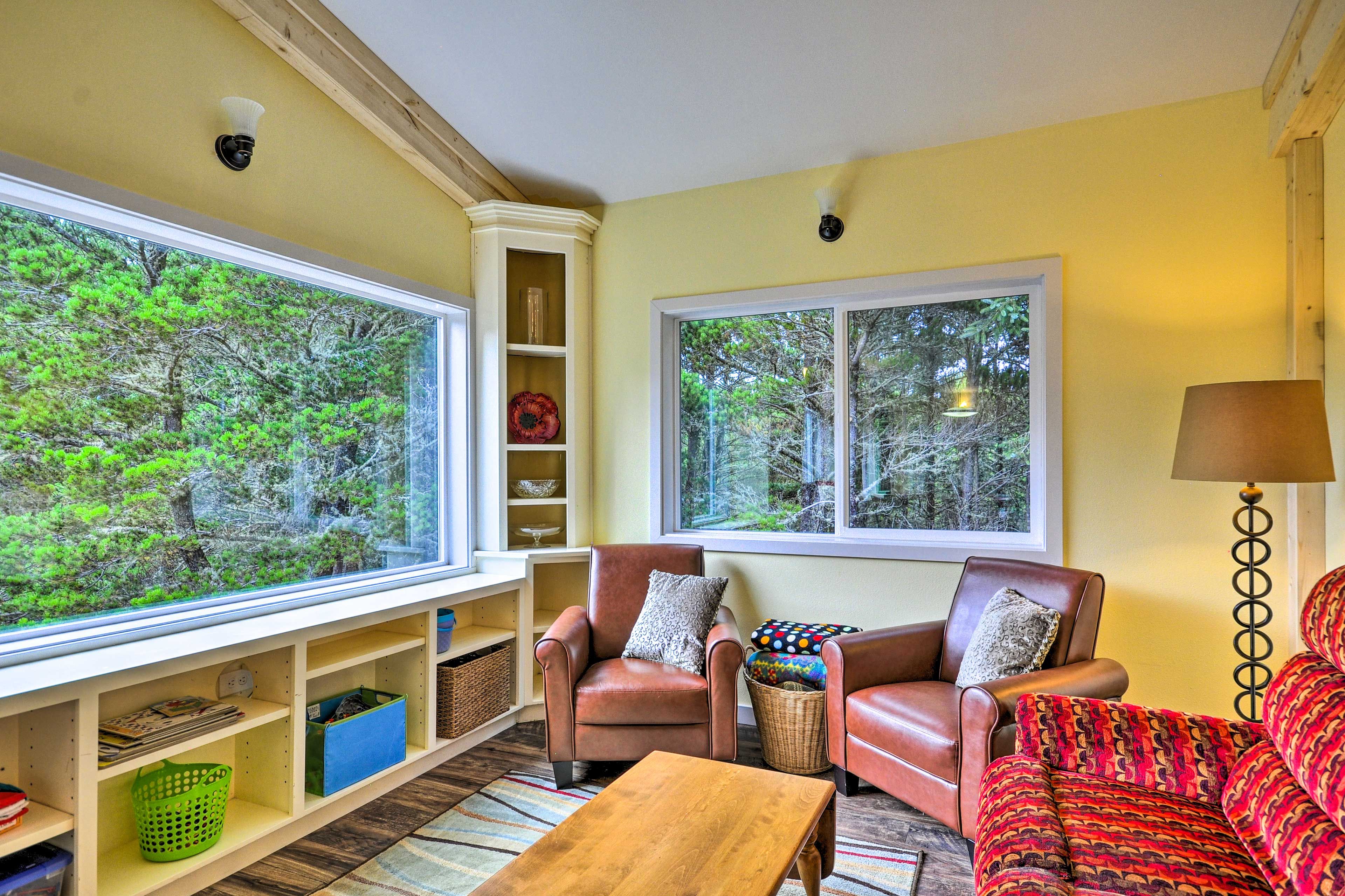 Upstairs Living Room | Children's Toys