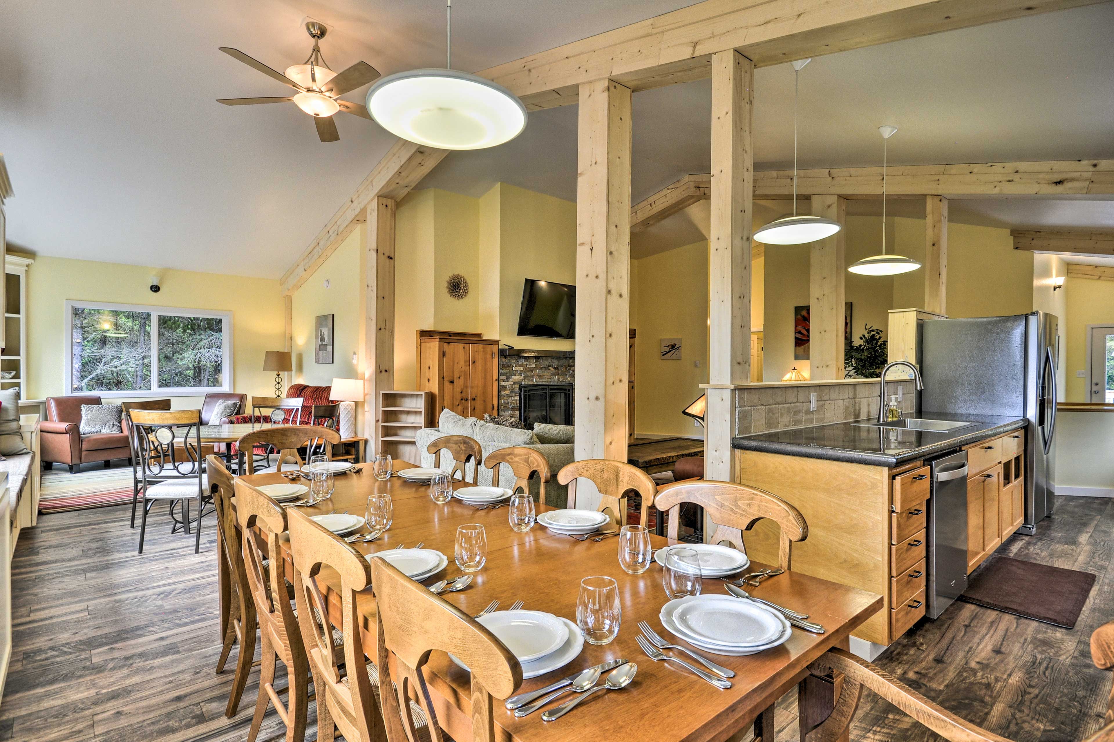 Upstairs Living Room | Dining Table