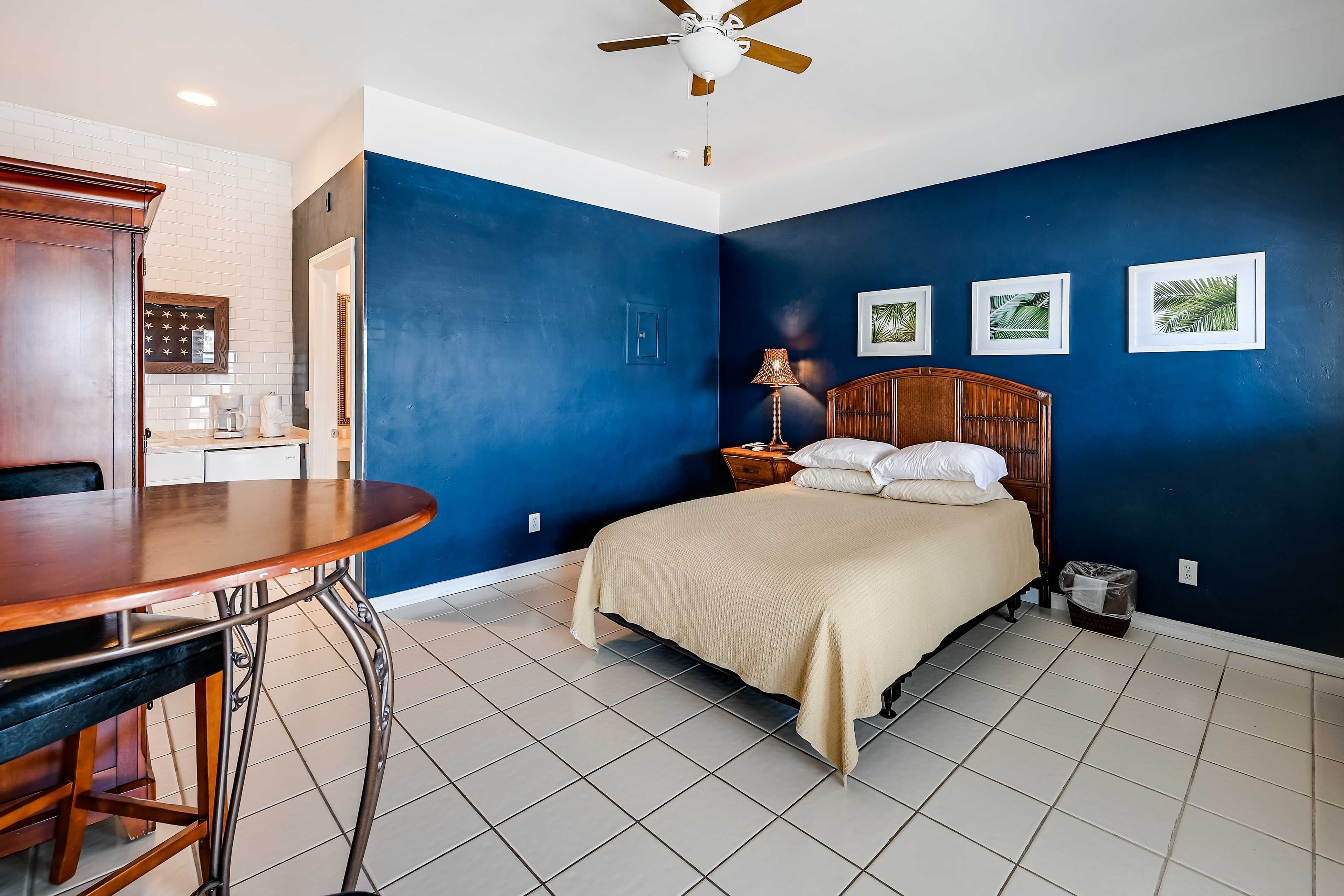 Interior | Open Floor Plan | Free WiFi