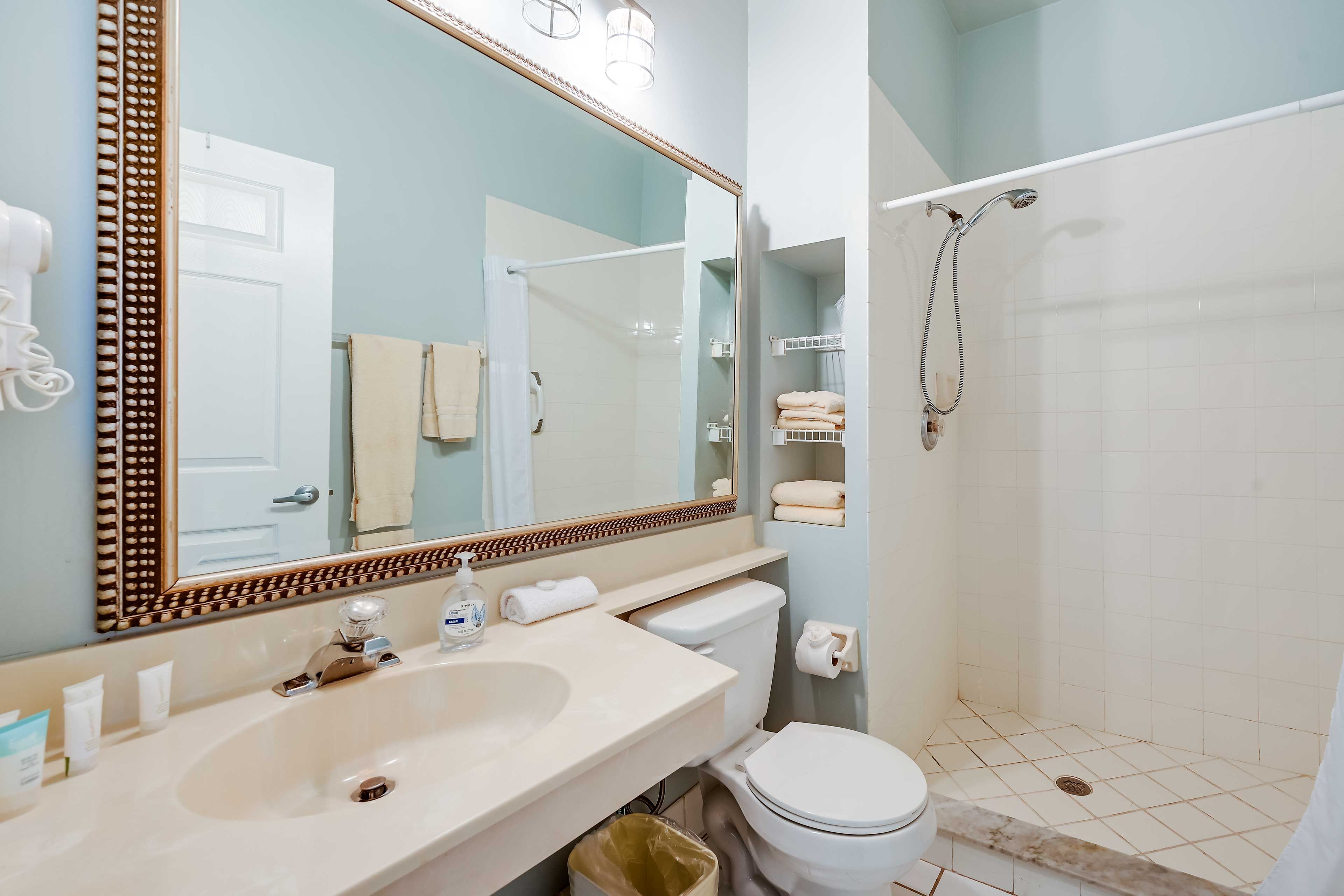 Full Bathroom | Towels & Linens Provided
