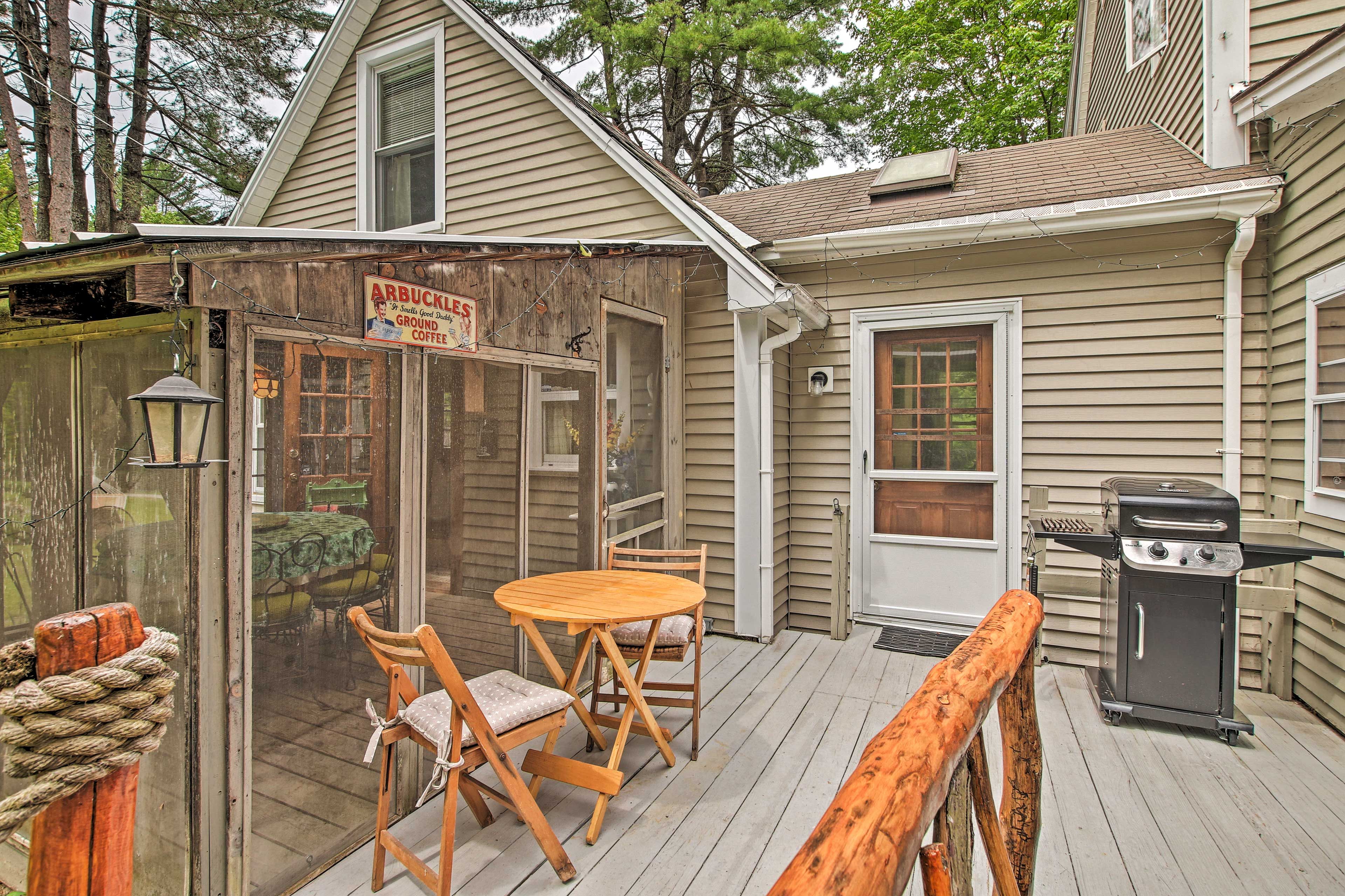 Back Deck | Gas Grill