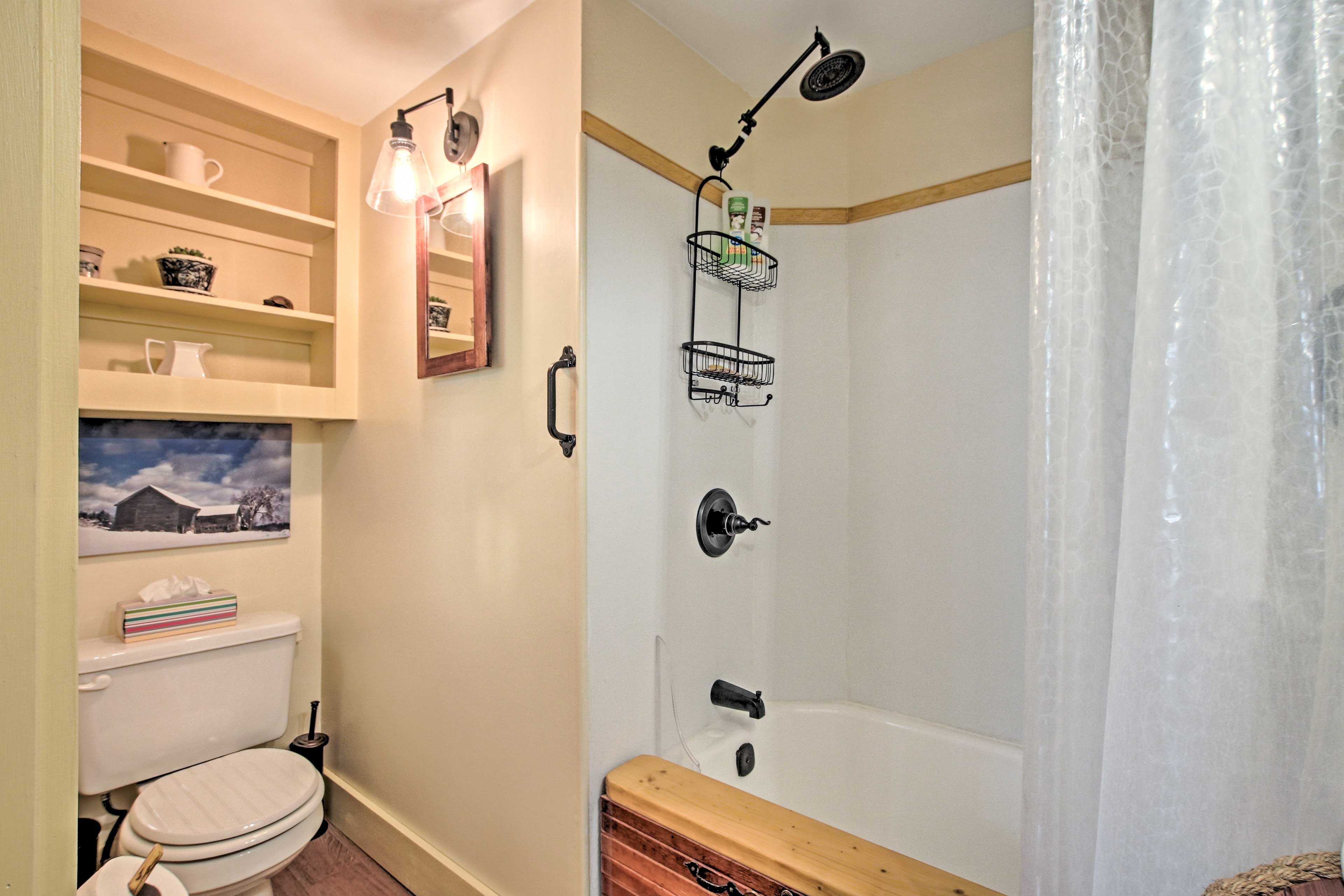 Full Bathroom