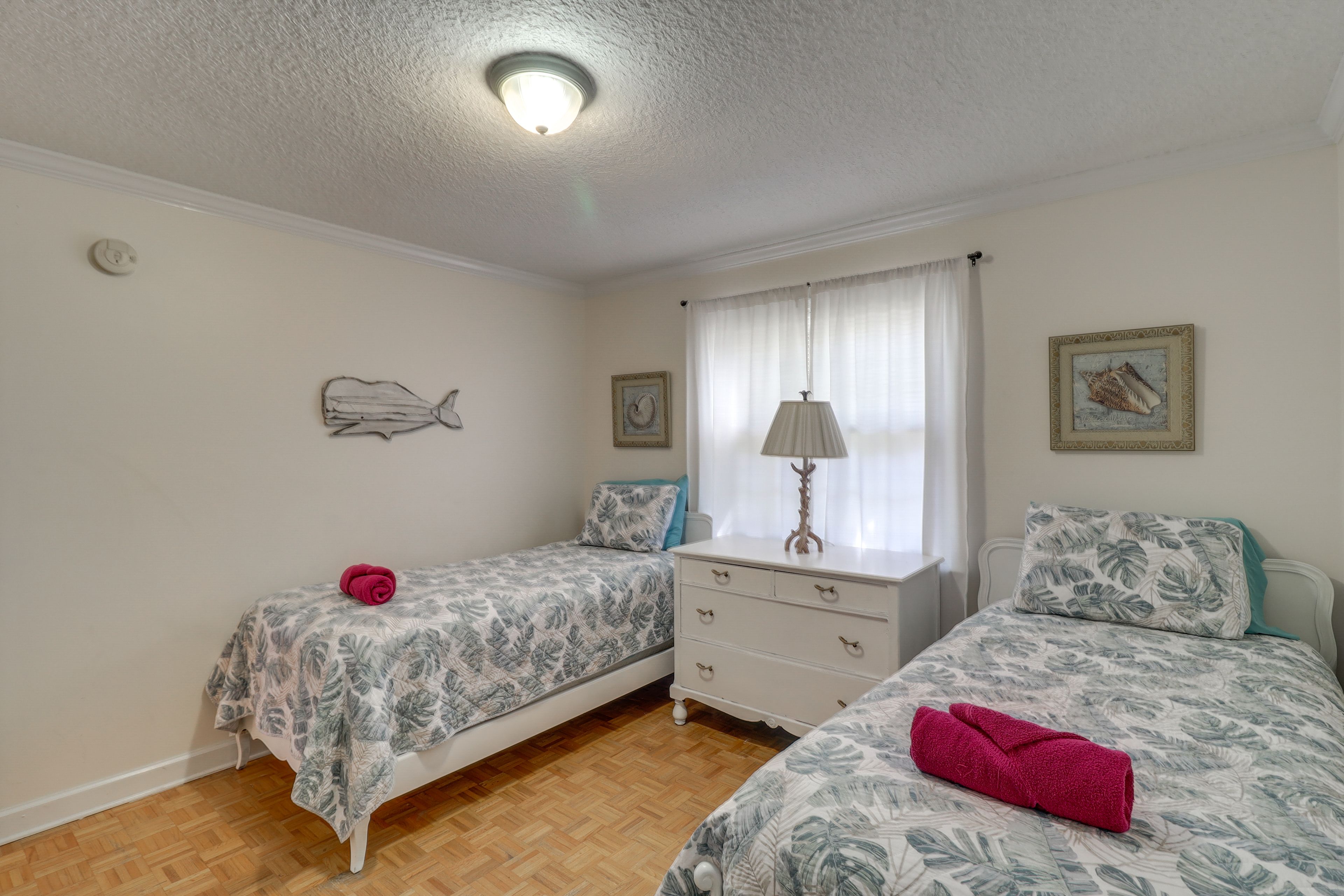 Bedroom 3 | 2 Twin Beds