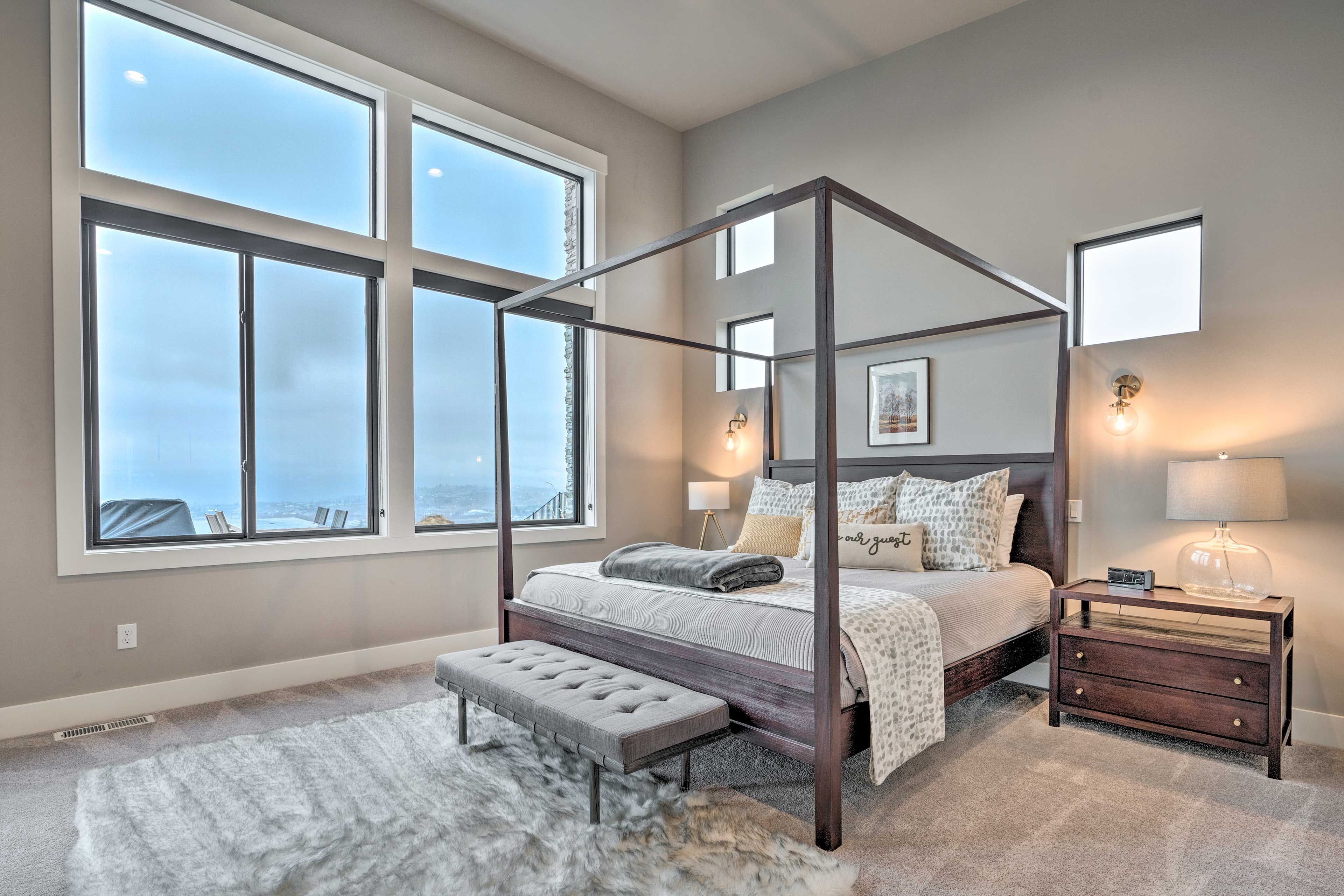 Bedroom 1 | King Bed | Patio Access | En-Suite Bathroom