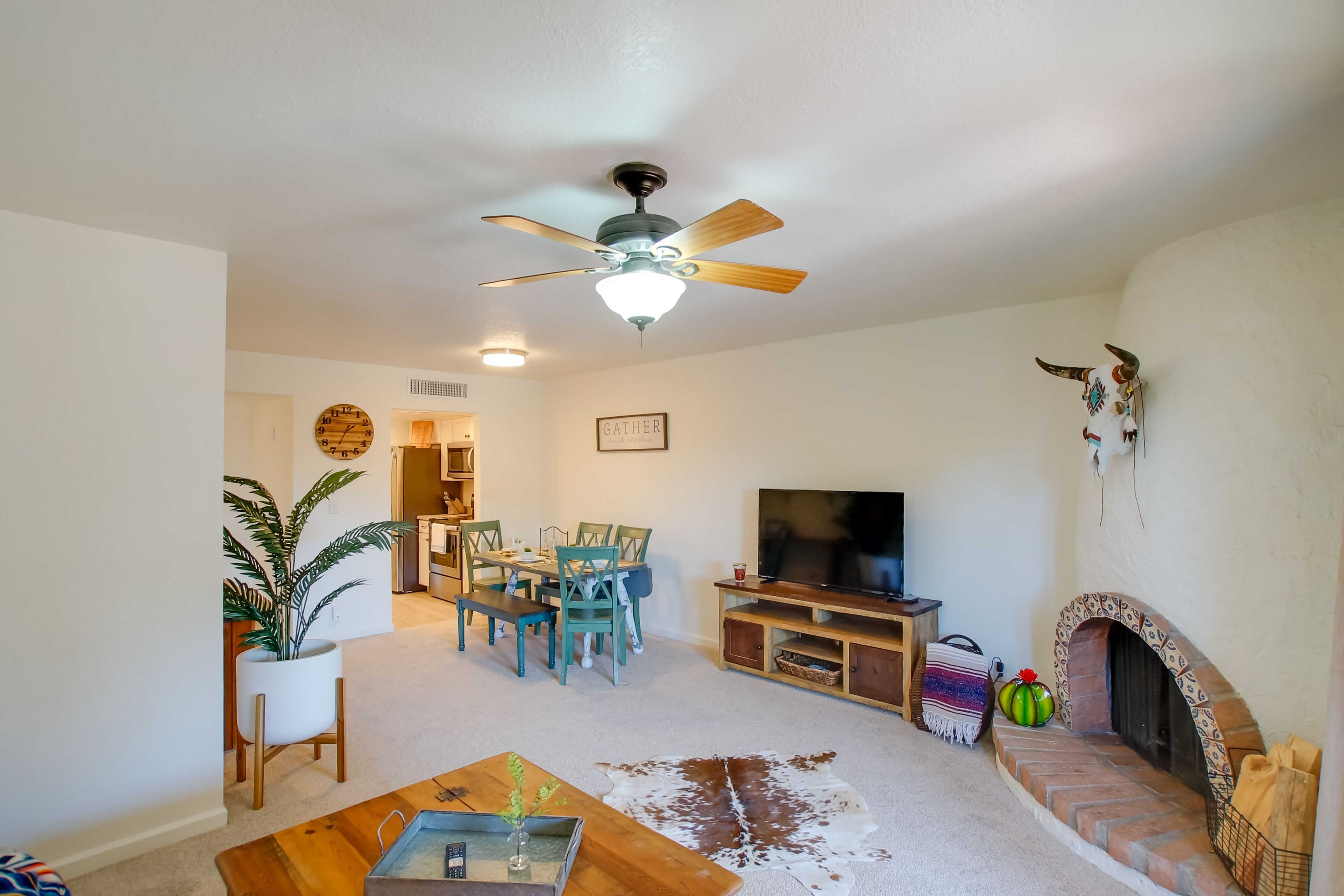 Living Room | Smart TV | Wood-Burning Kiva  Fireplace | Free WiFi
