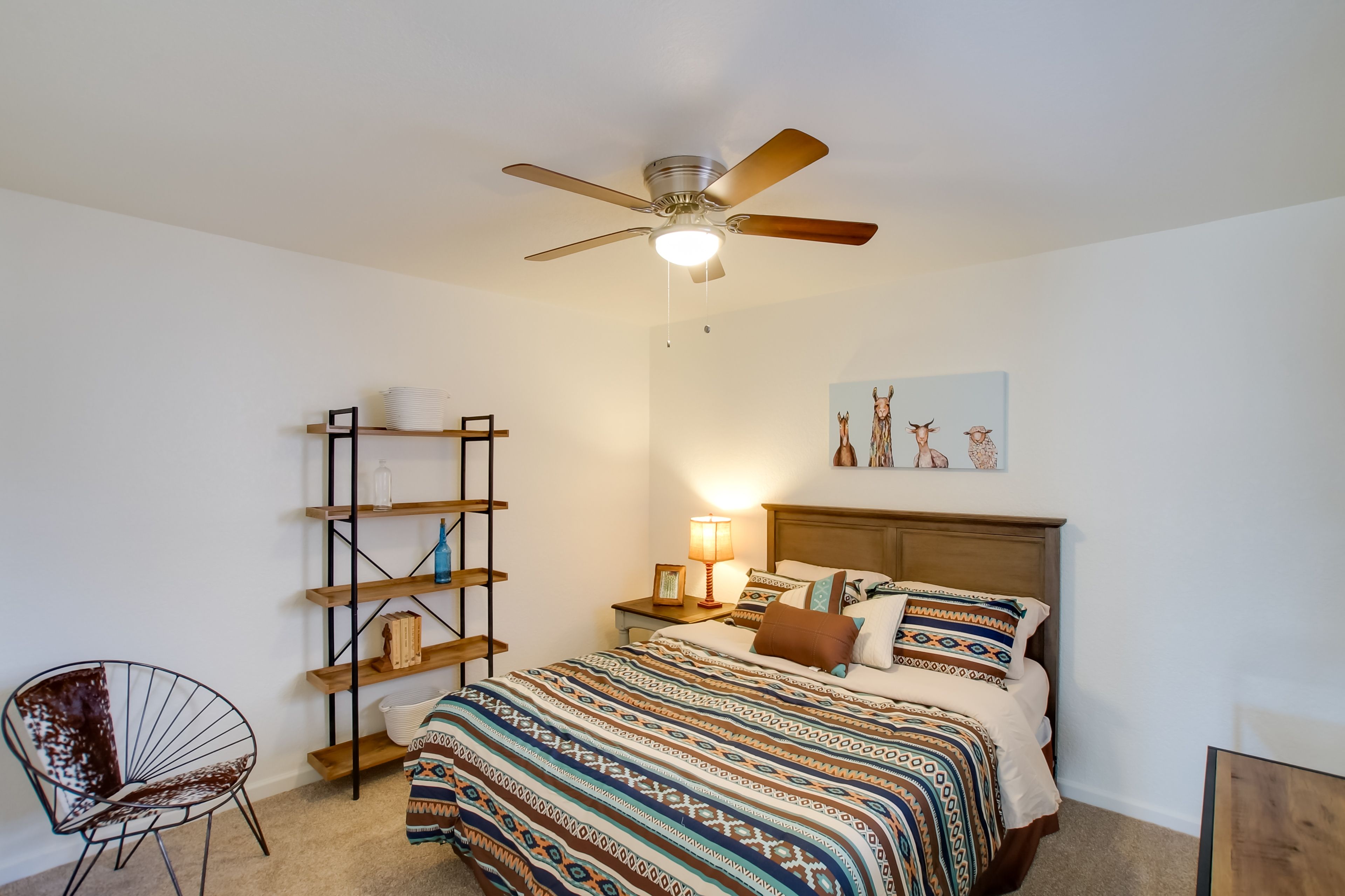 Bedroom 2 | Queen Bed