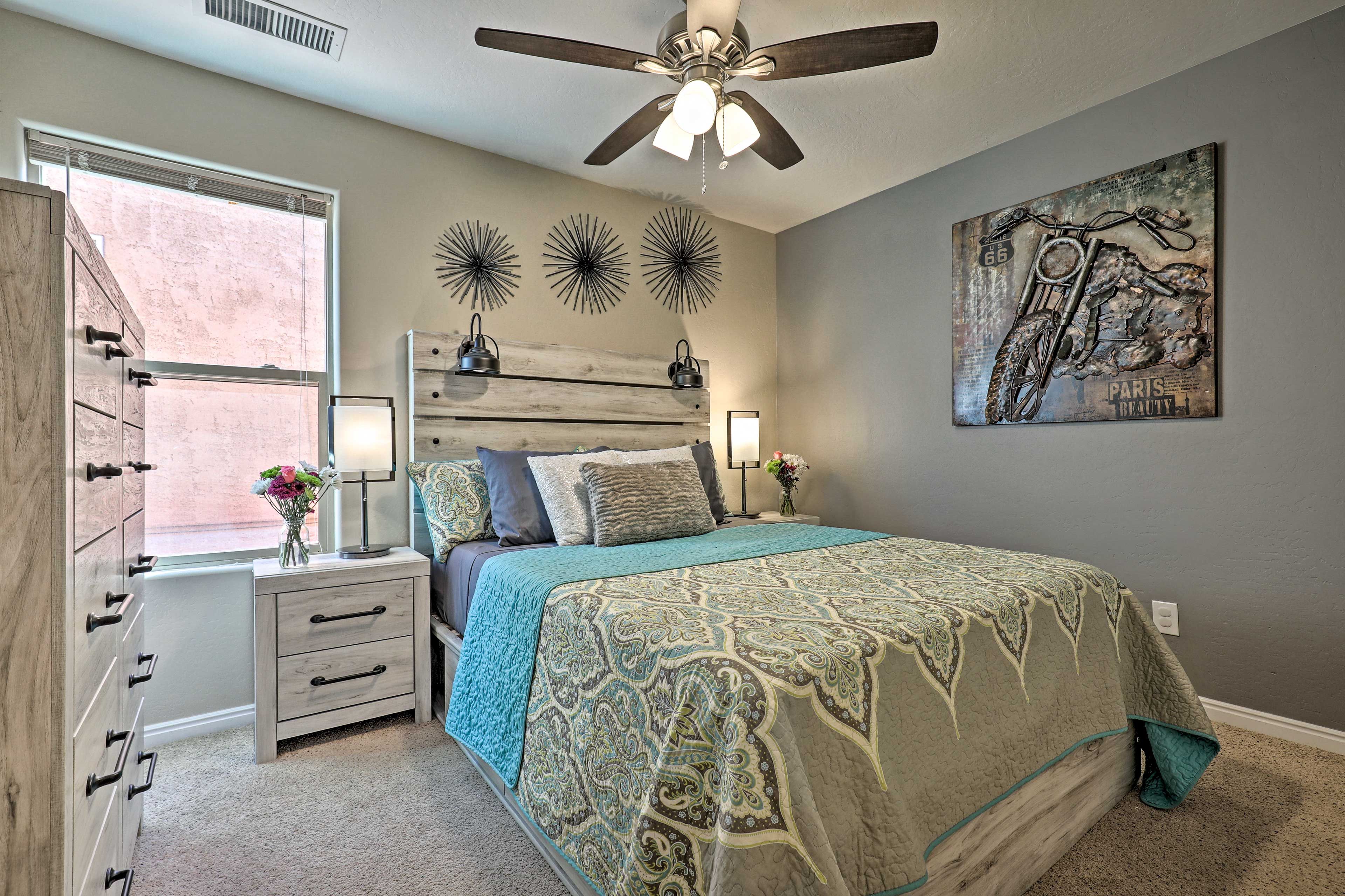 Bedroom 2 | Queen Bed