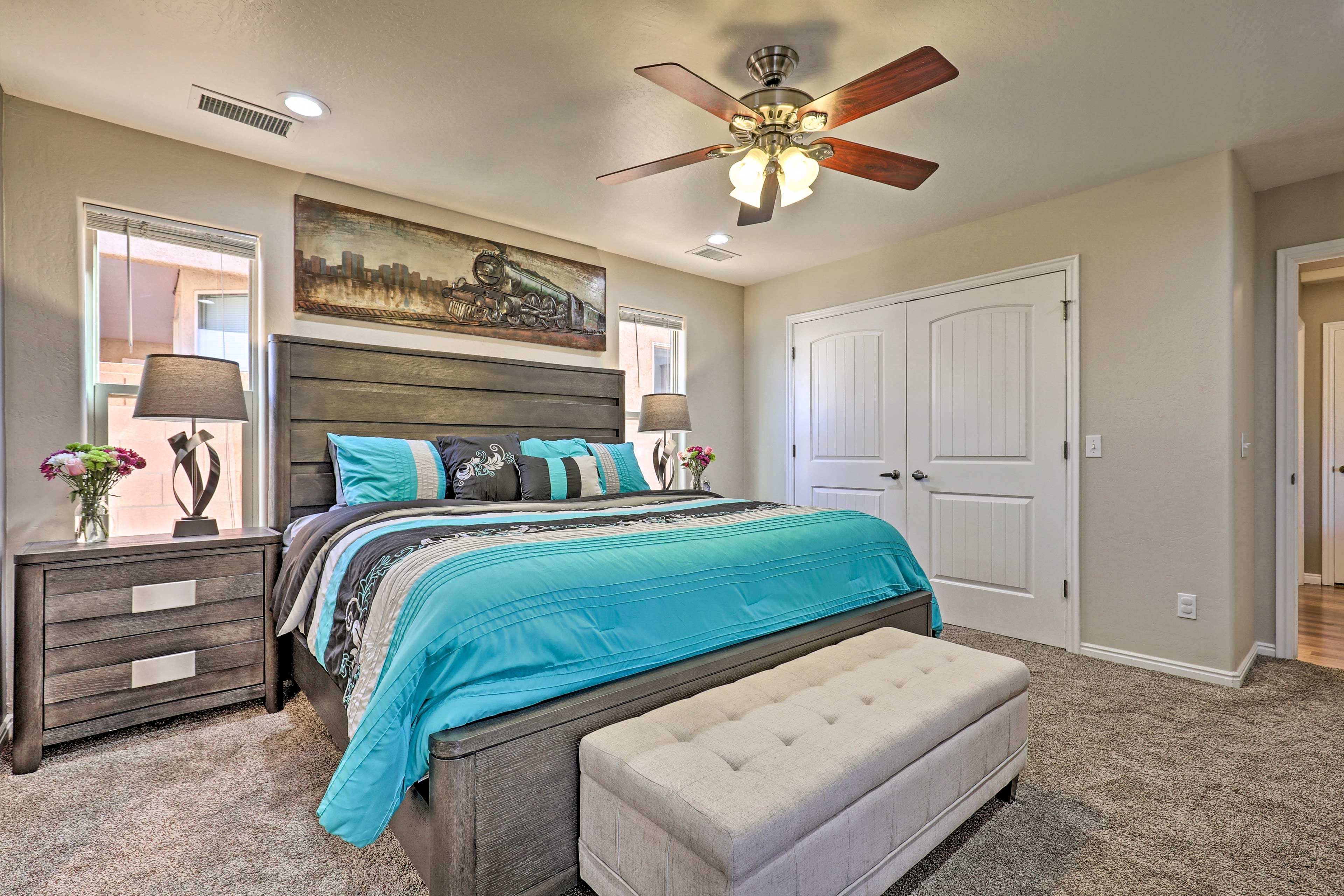 Bedroom 1 | King Bed | En-Suite Bathroom