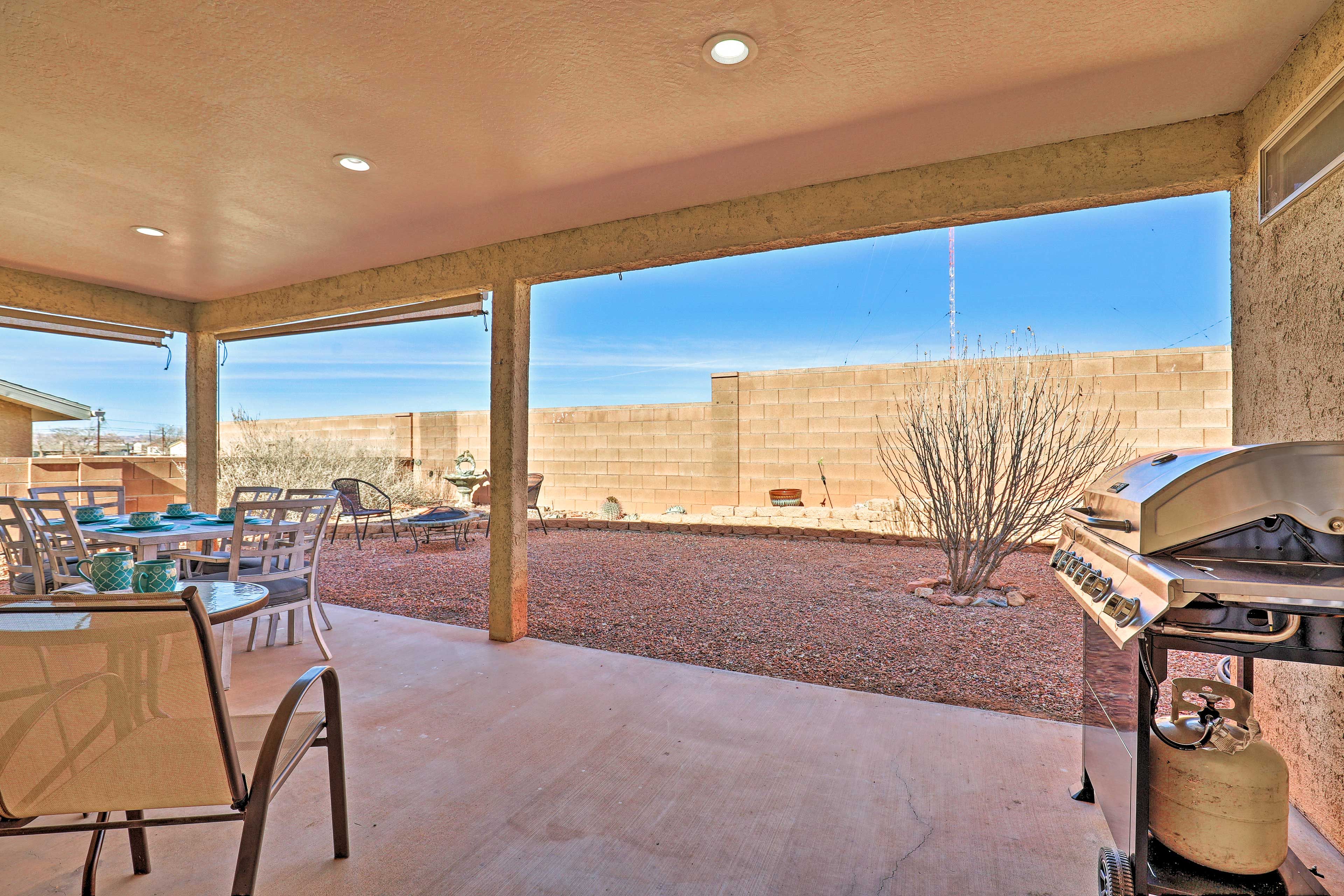 Covered Patio | Outdoor Dining | Gas Grill