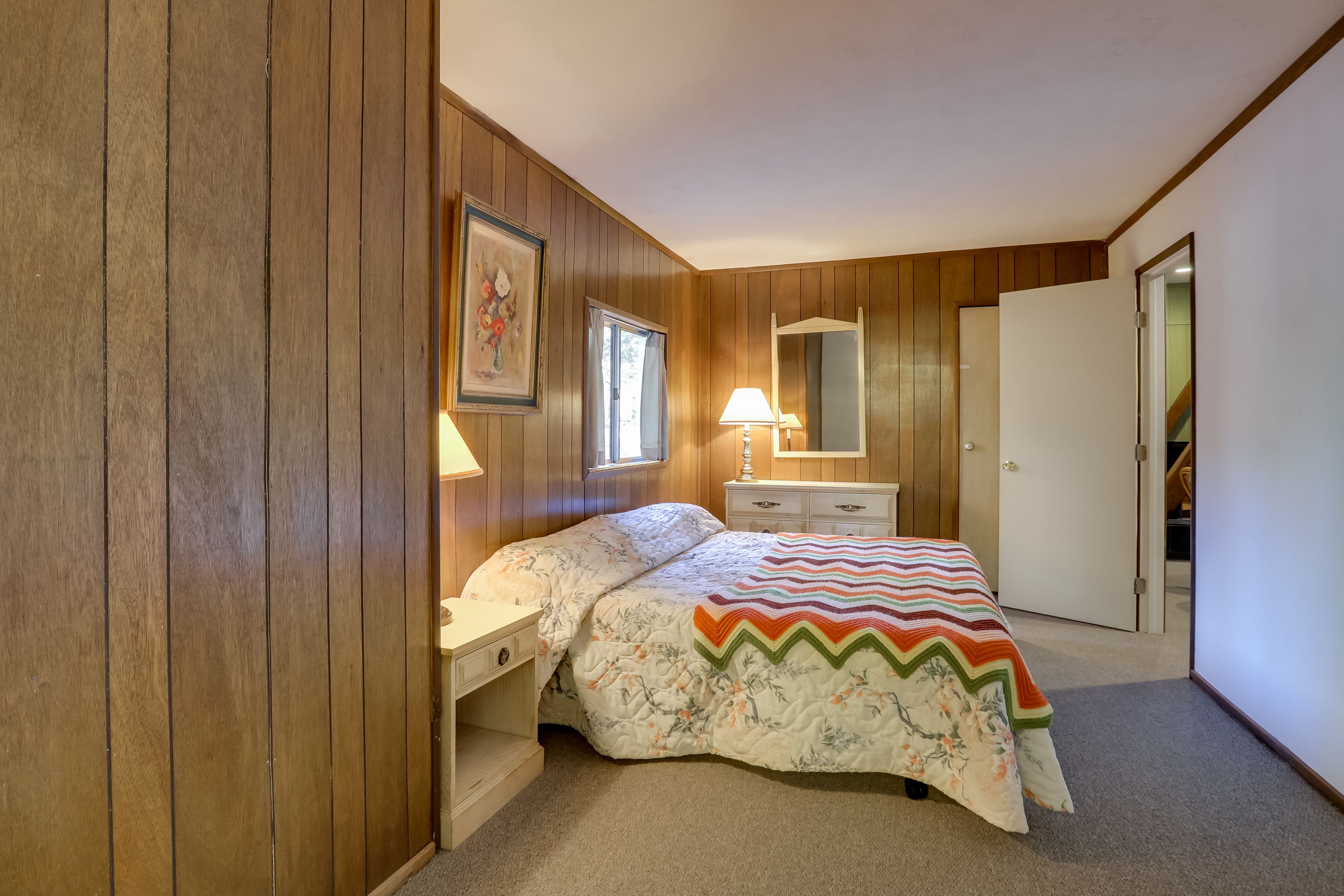 Bedroom 1 | King Bed | En-Suite Bathroom
