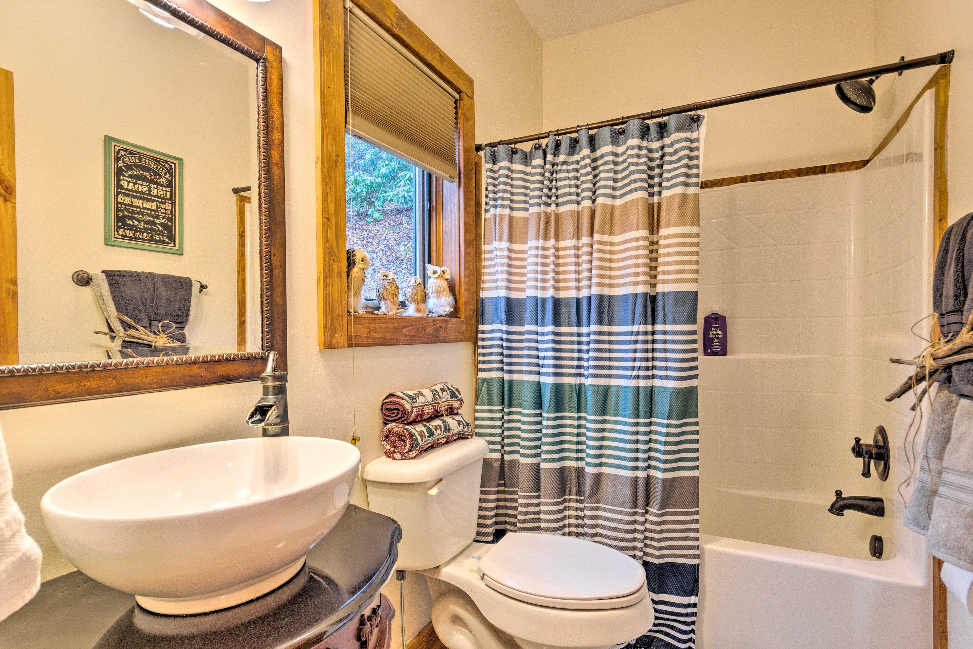 Full Bathroom