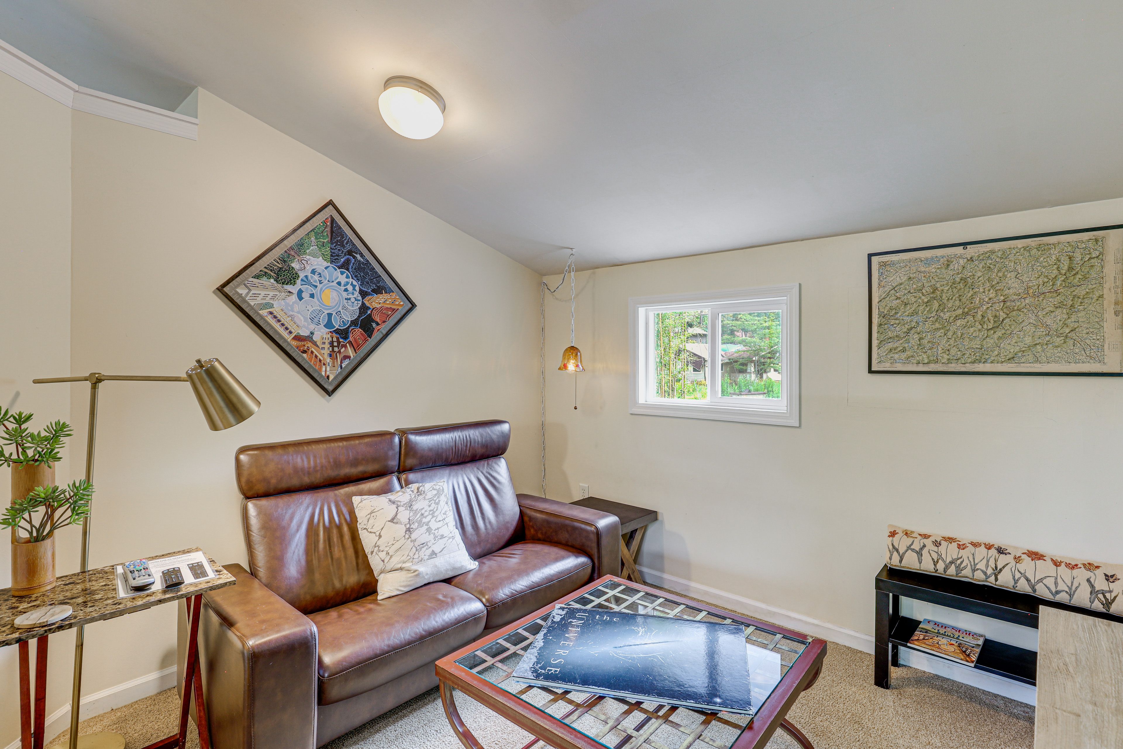 Family Room | Flat-Screen TV