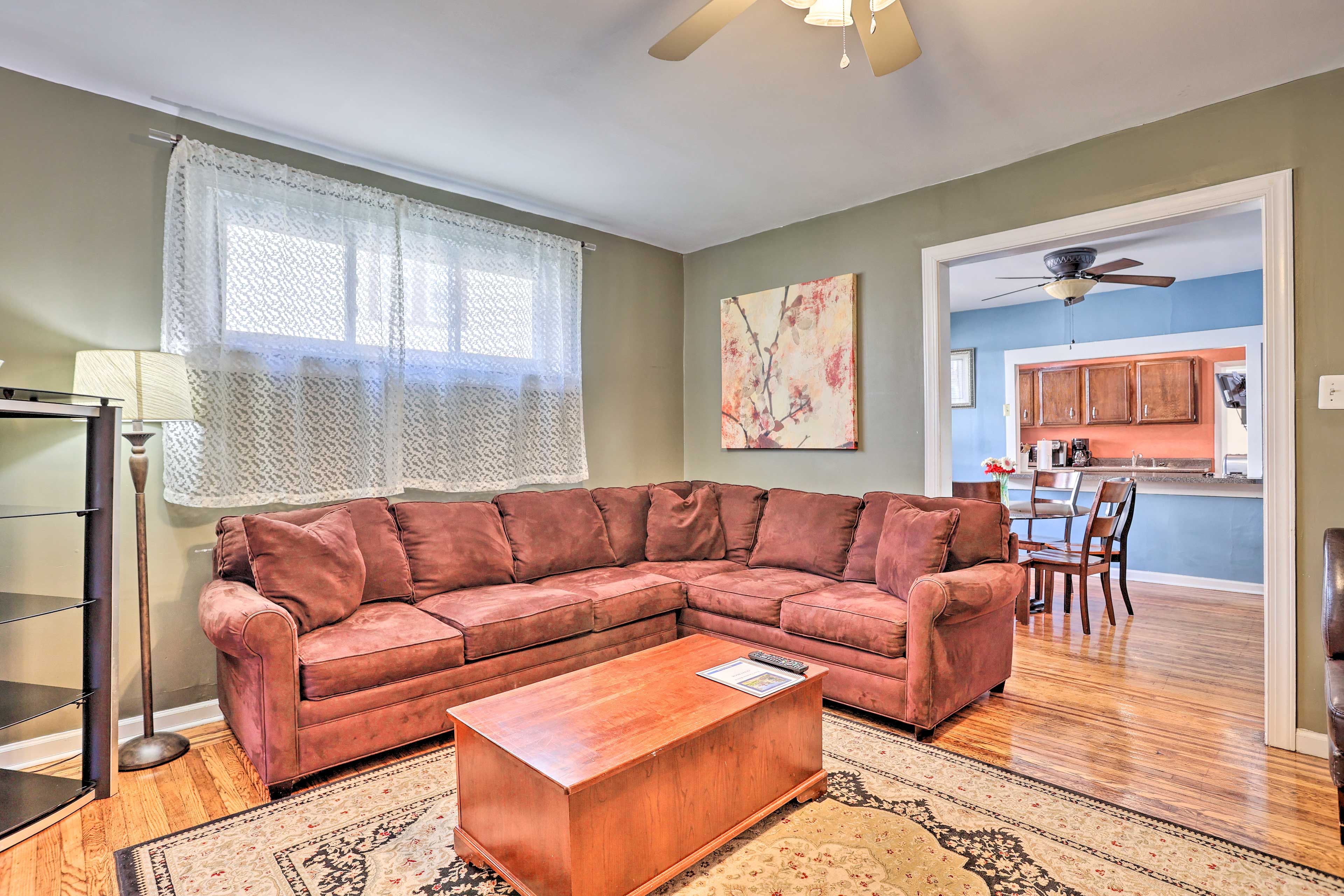 Living Room | Central A/C & Heating