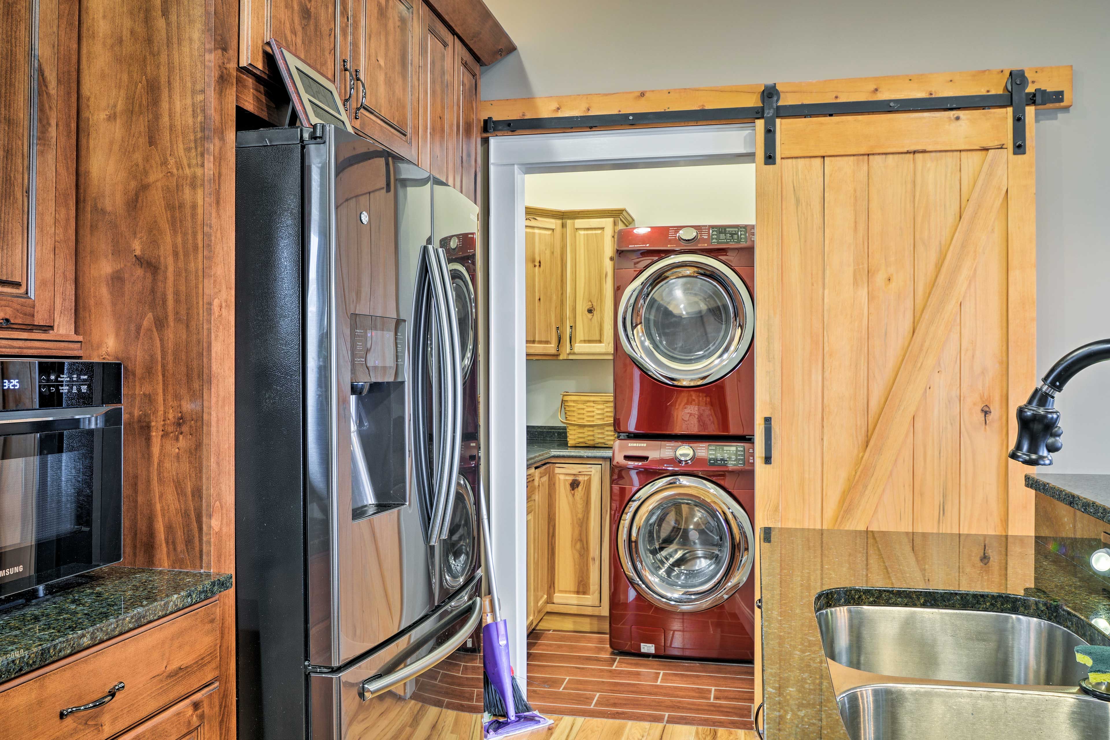 Kitchen | In-Unit Laundry