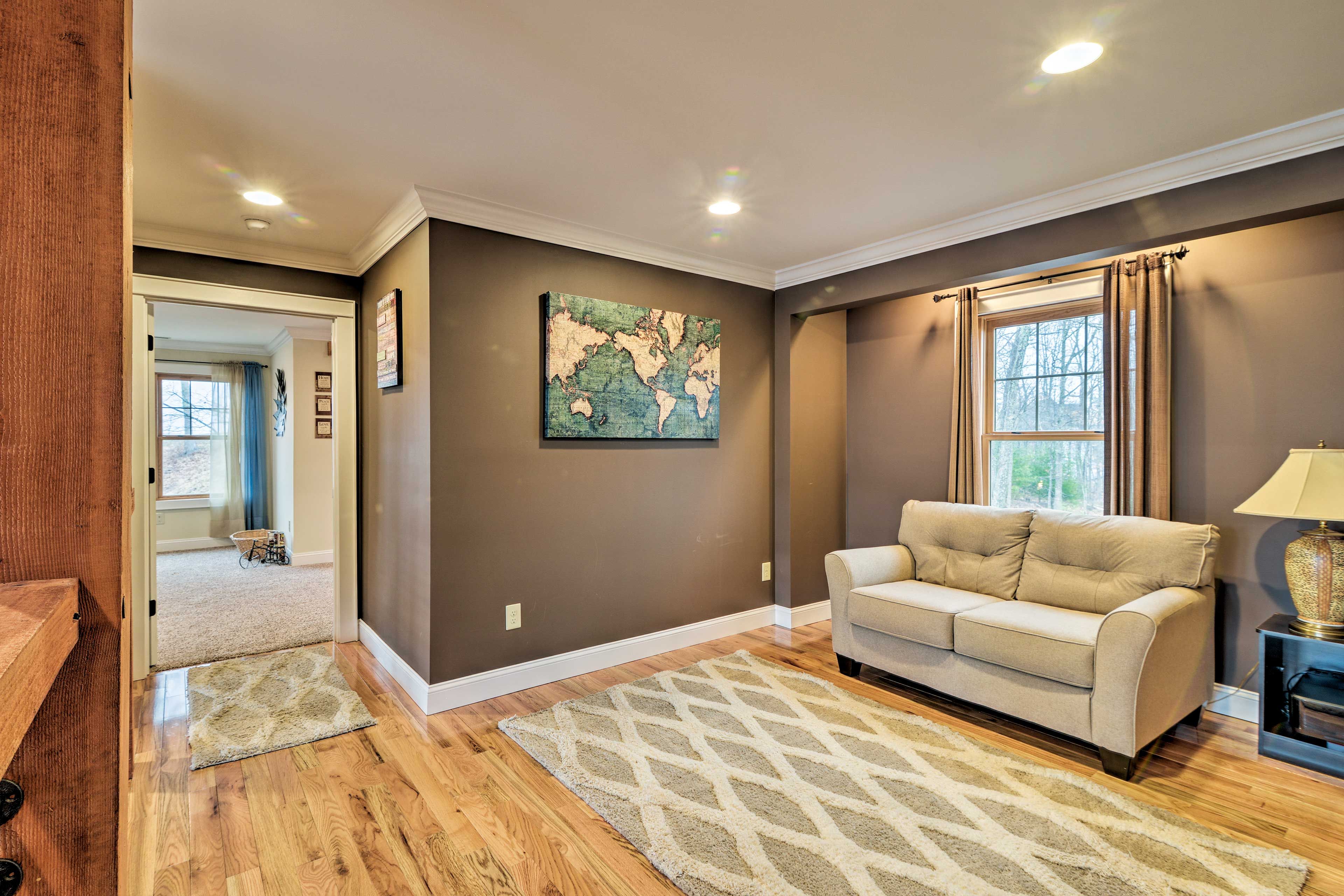 2nd Floor | Lounge Area
