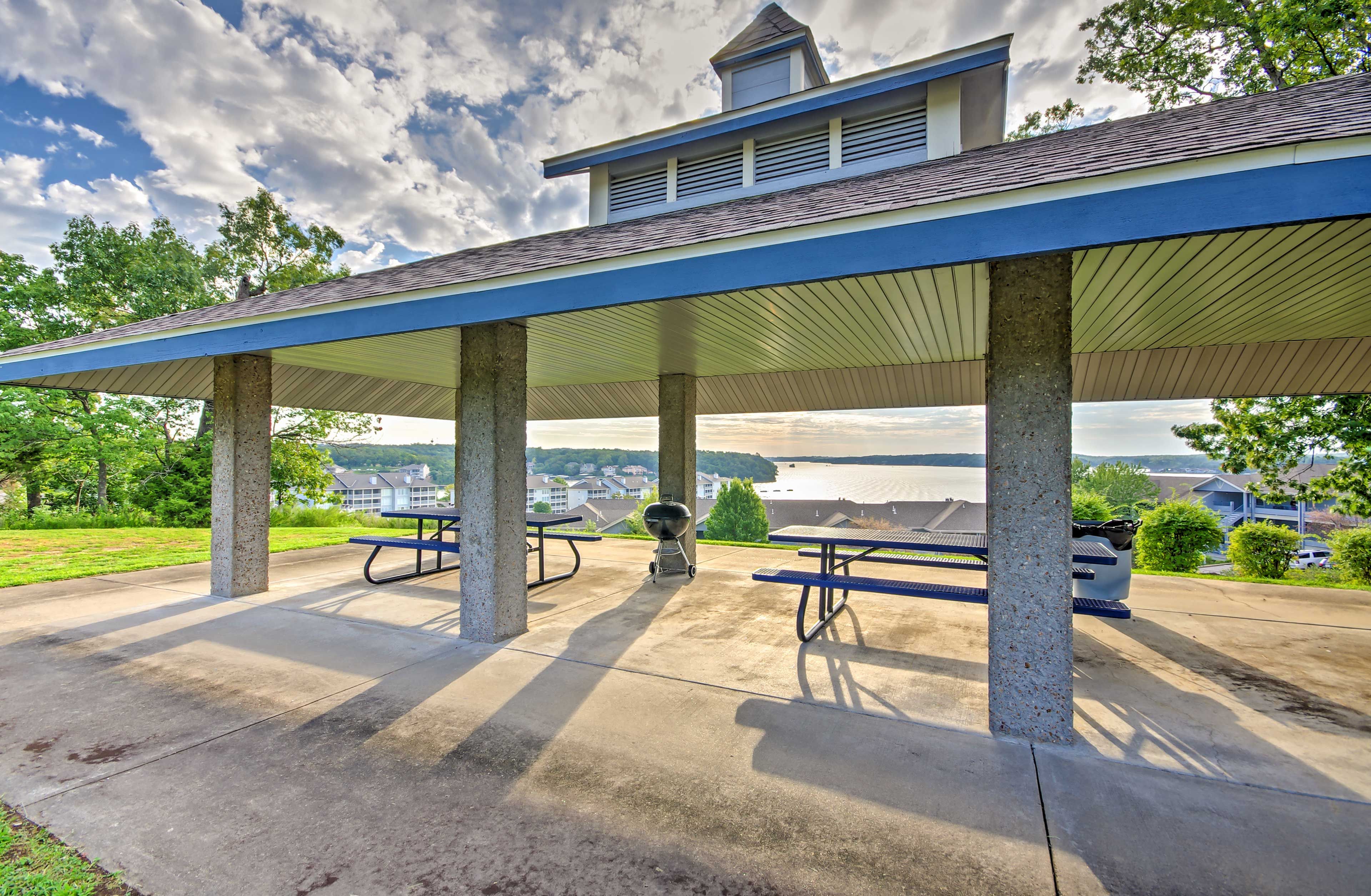 You can't beat the lake views throughout Regatta Bay!
