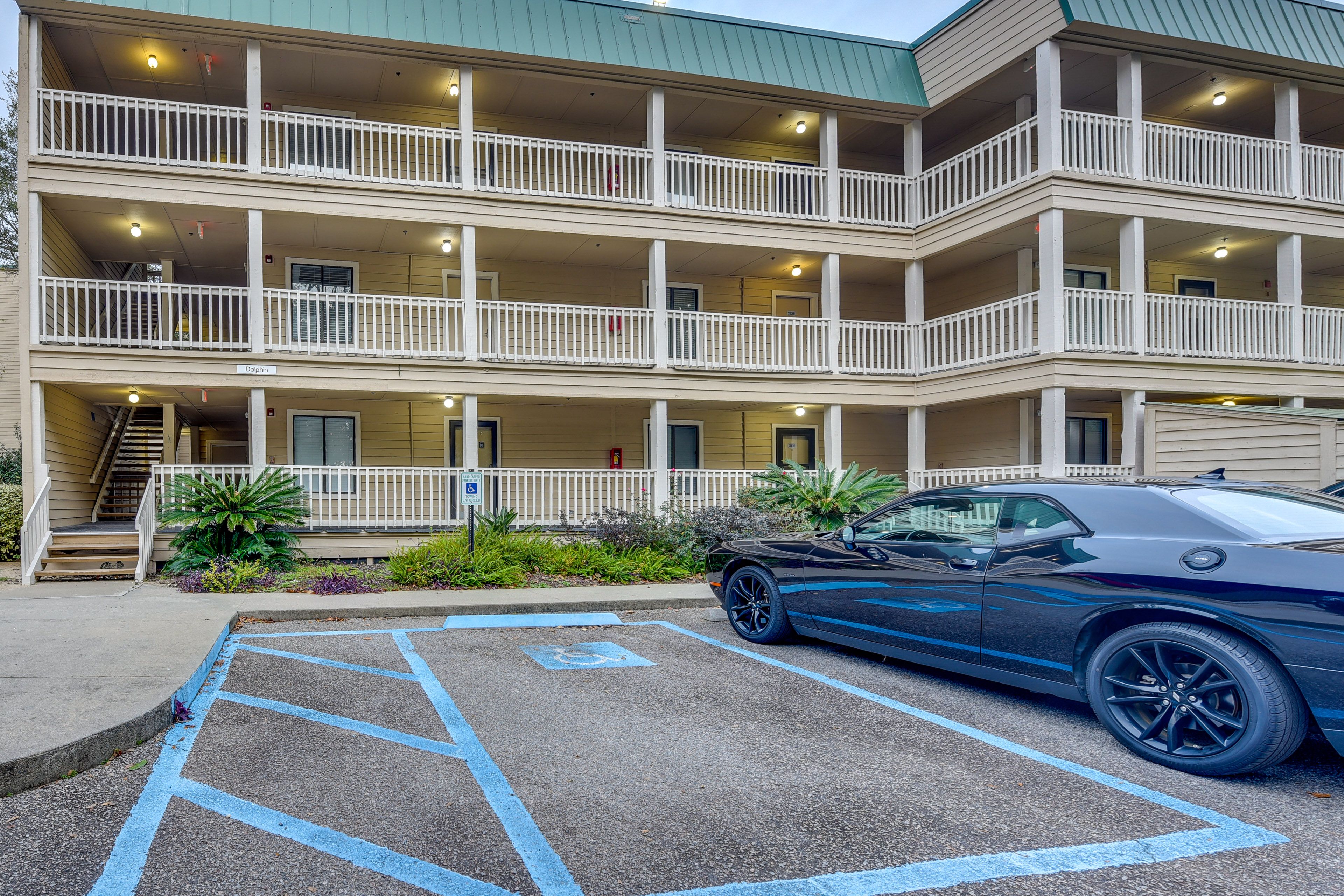 Parking | Complex Parking (3 Vehicles, $20 per vehicle)