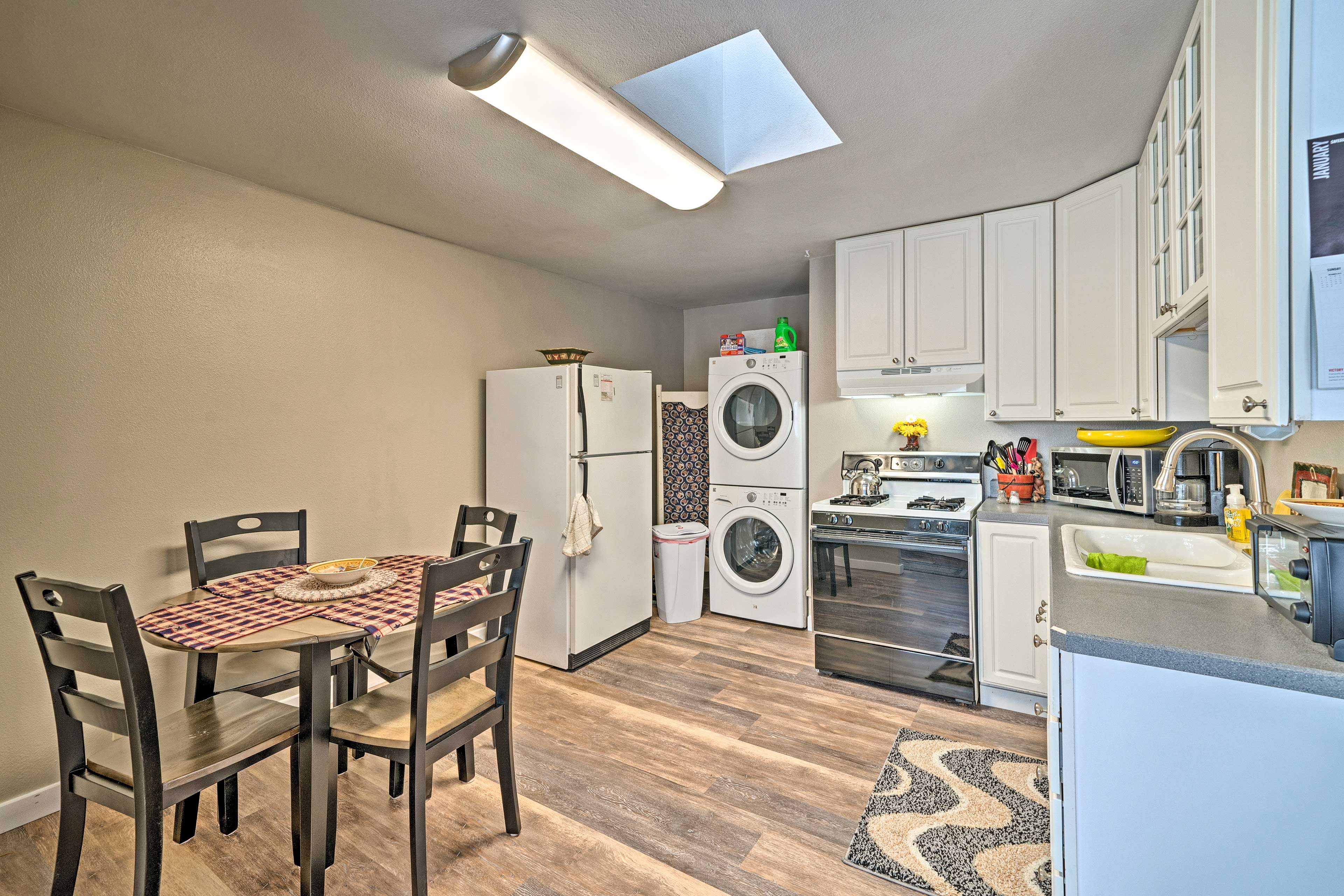 Interior | Open Floor Plan | Free WiFi