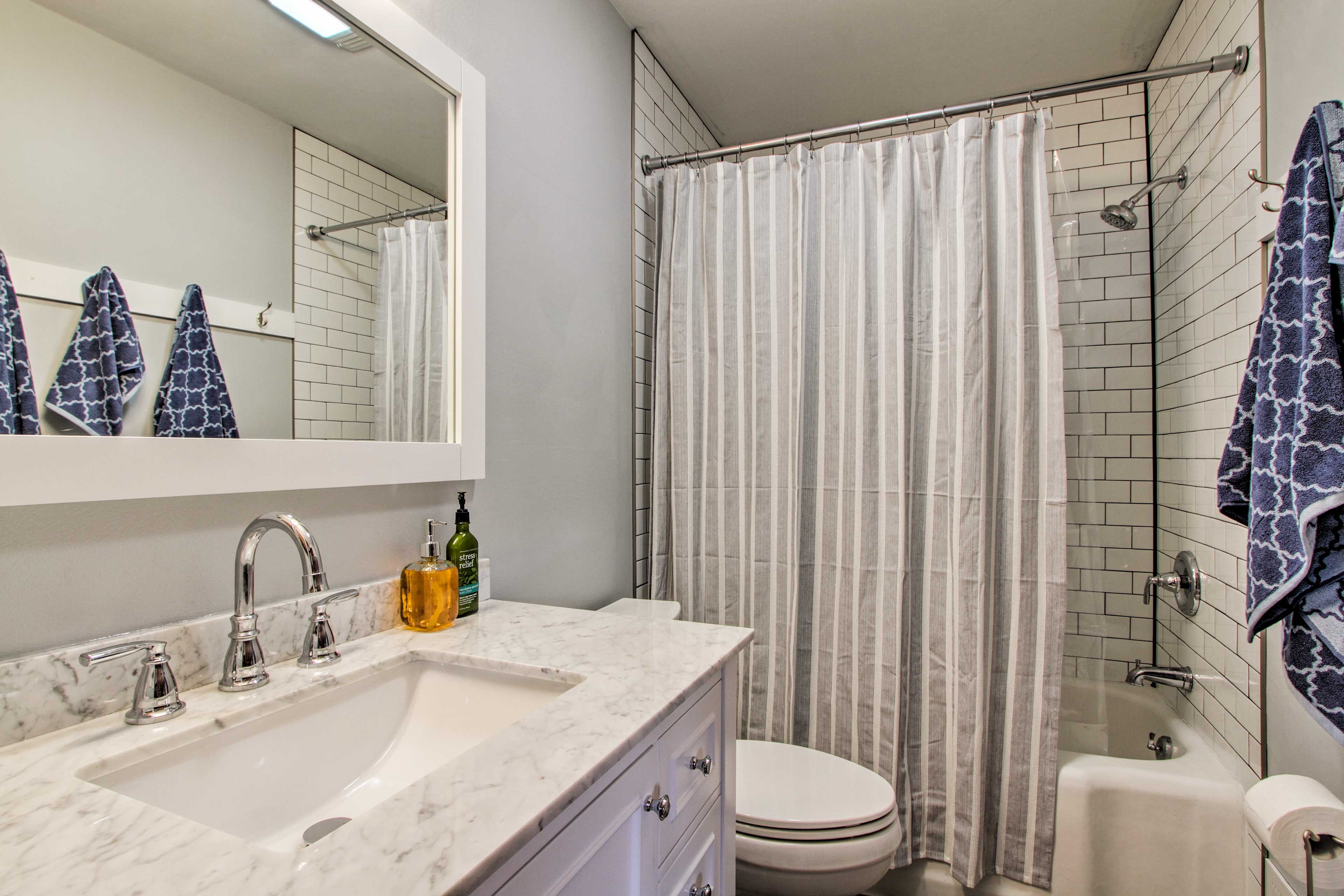 Bathroom | Towels Provided