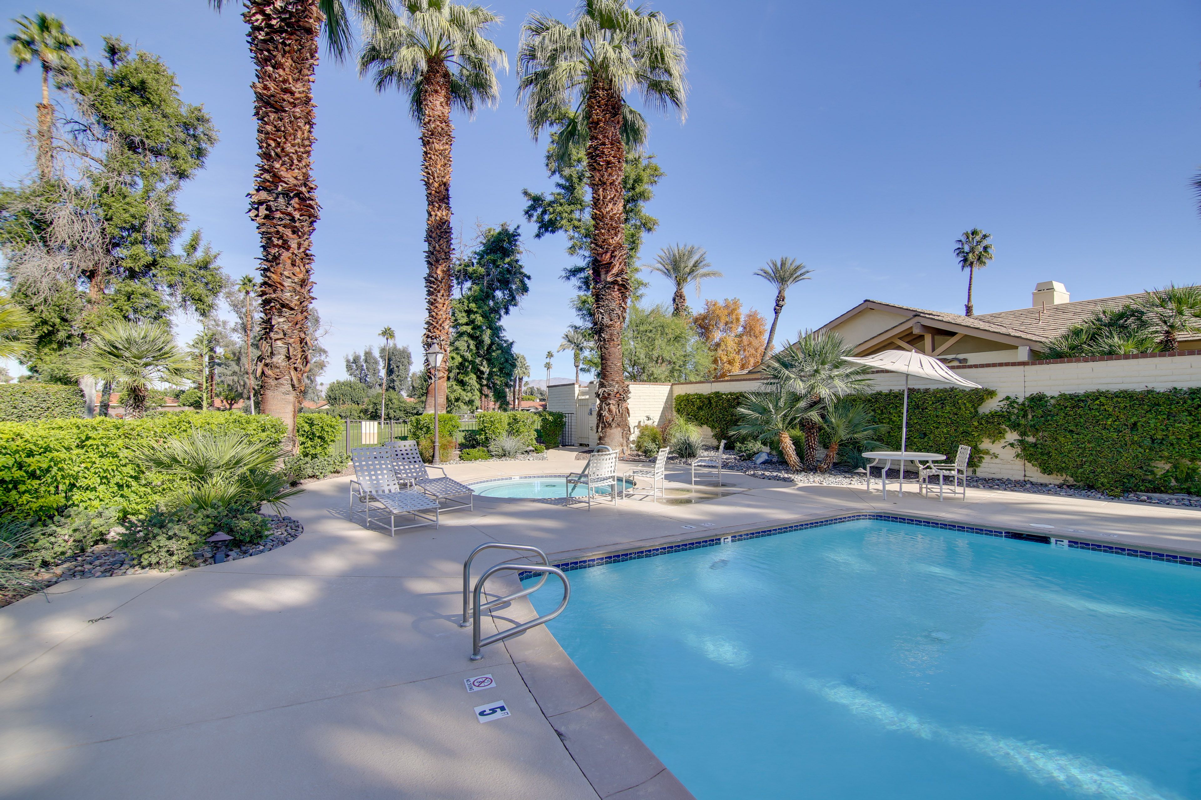 Monterey Country Club Community Amenities