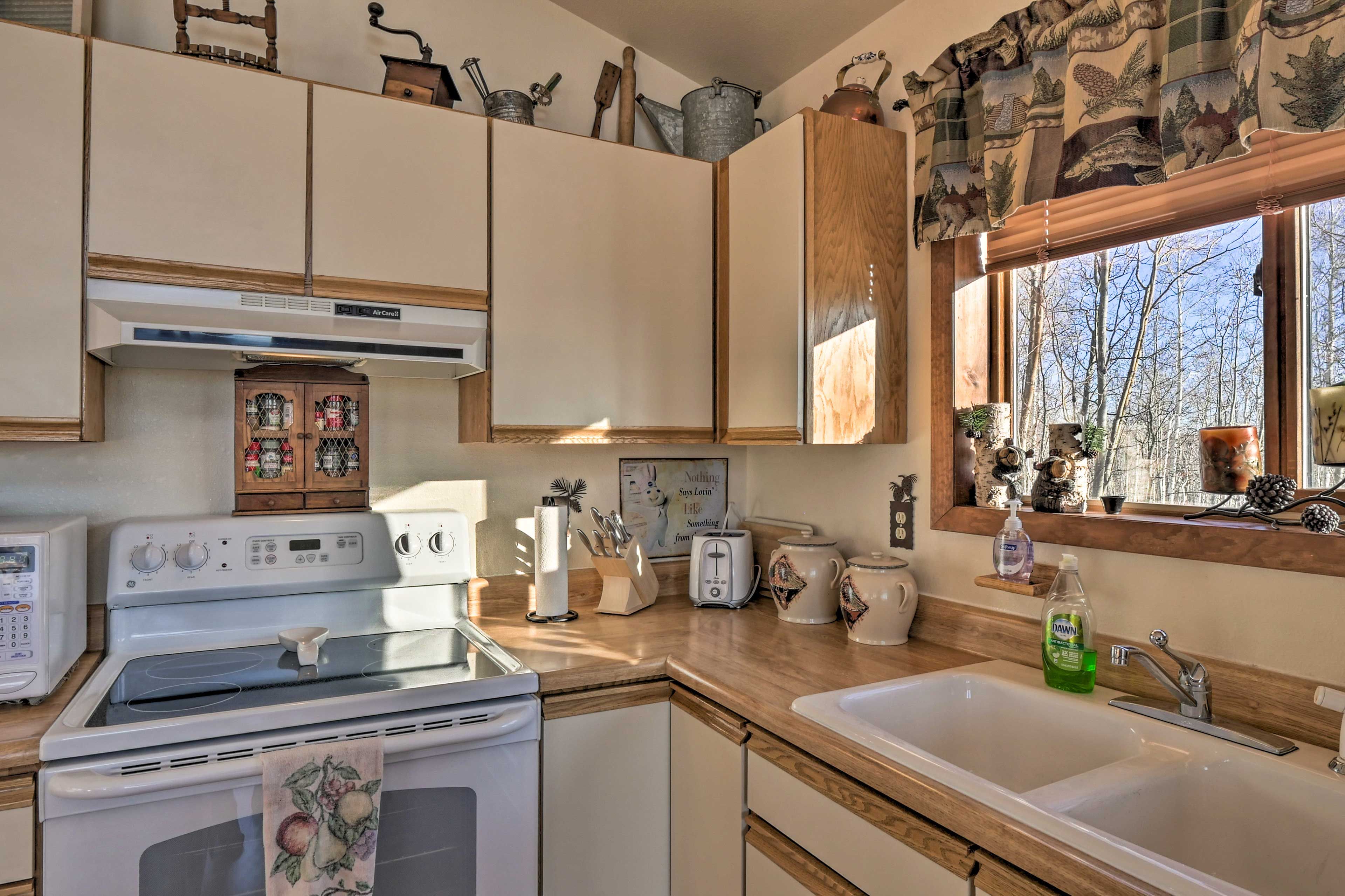 Kitchen | Cooking Basics | Upper Level