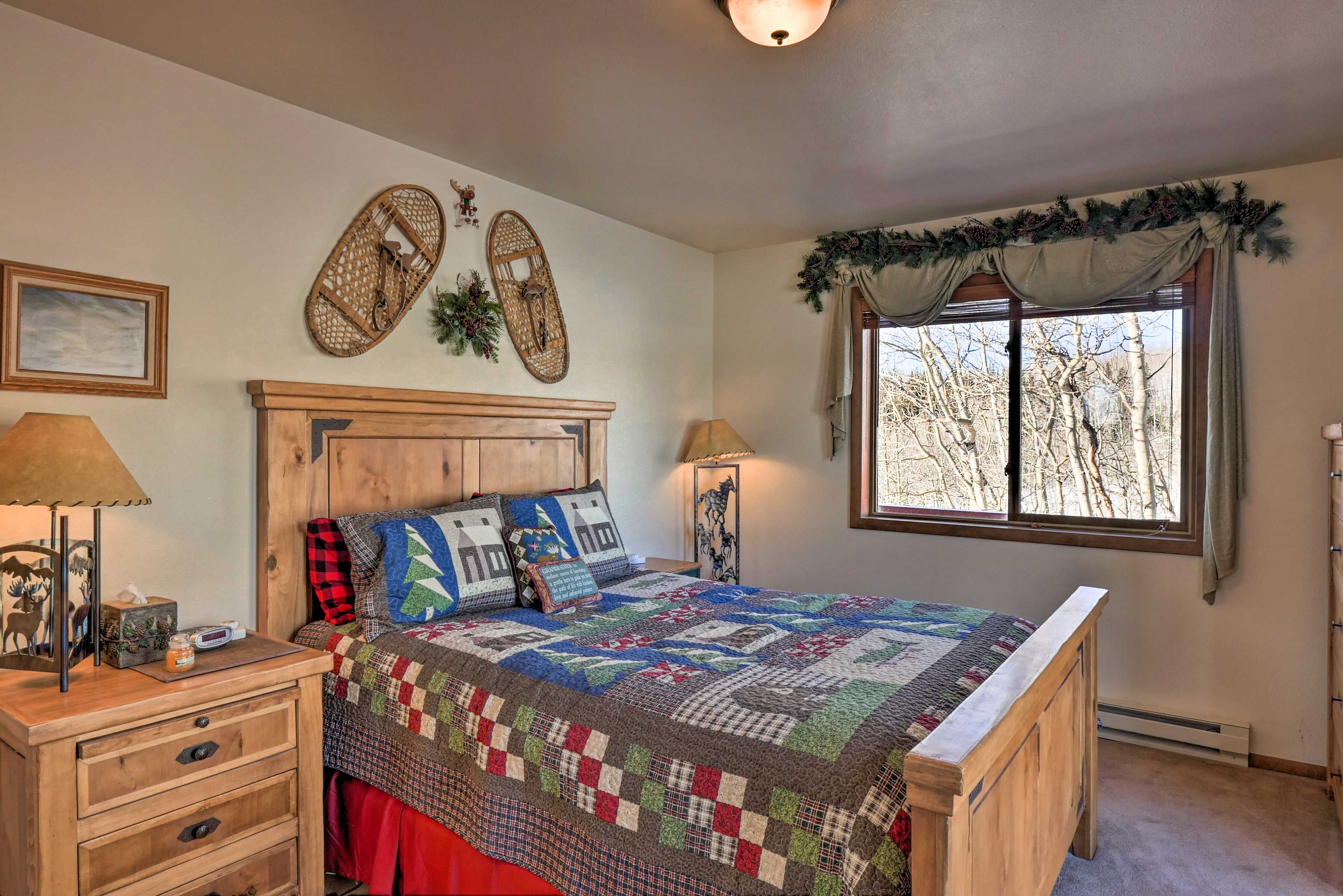Bedroom 3 | Queen Bed | Upper Level
